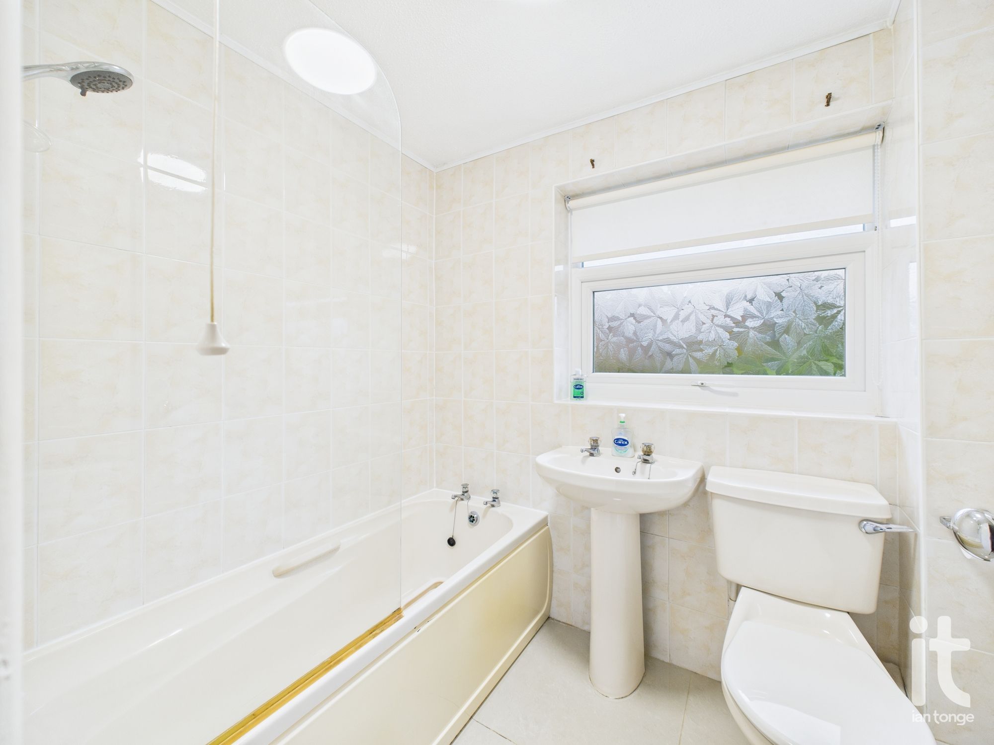 3 bedroom mid terraced house SSTC in Stockport - Photograph 14.