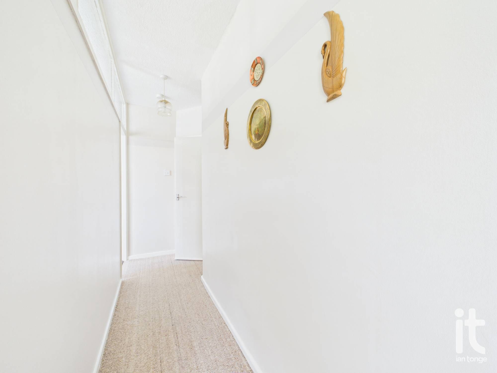 4 bedroom detached bungalow For Sale in Stockport - Photograph 14.