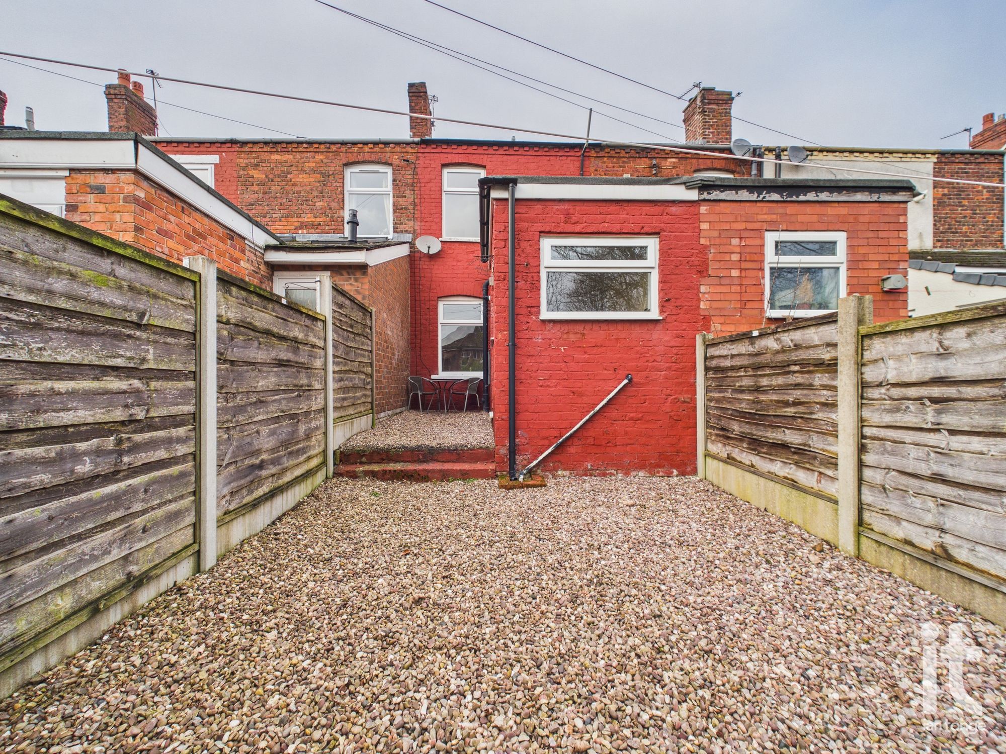2 bedroom mid terraced house Under Offer in Stockport - Photograph 13.