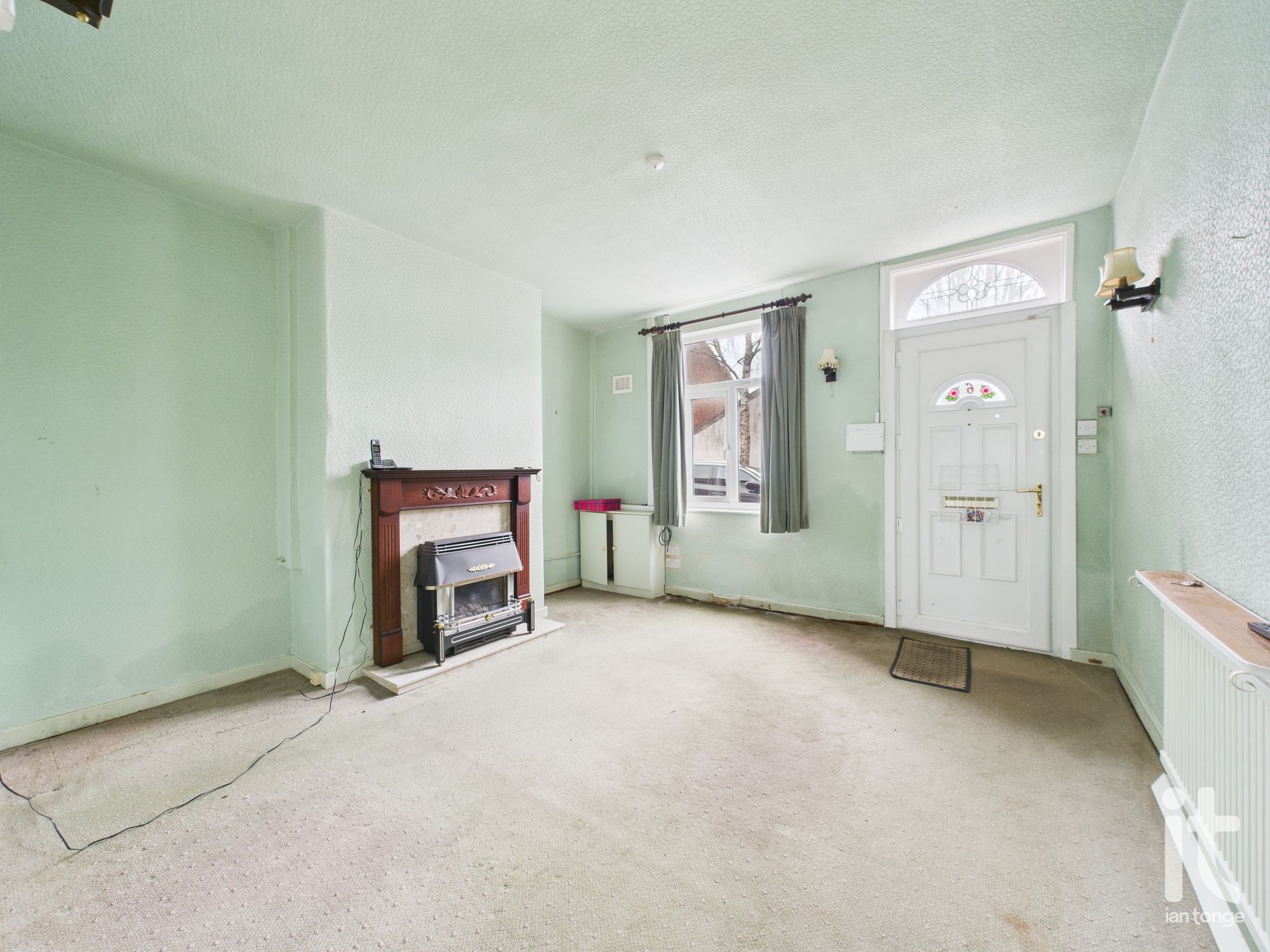 2 bedroom mid terraced house Under Offer in Stockport - Photograph 2.