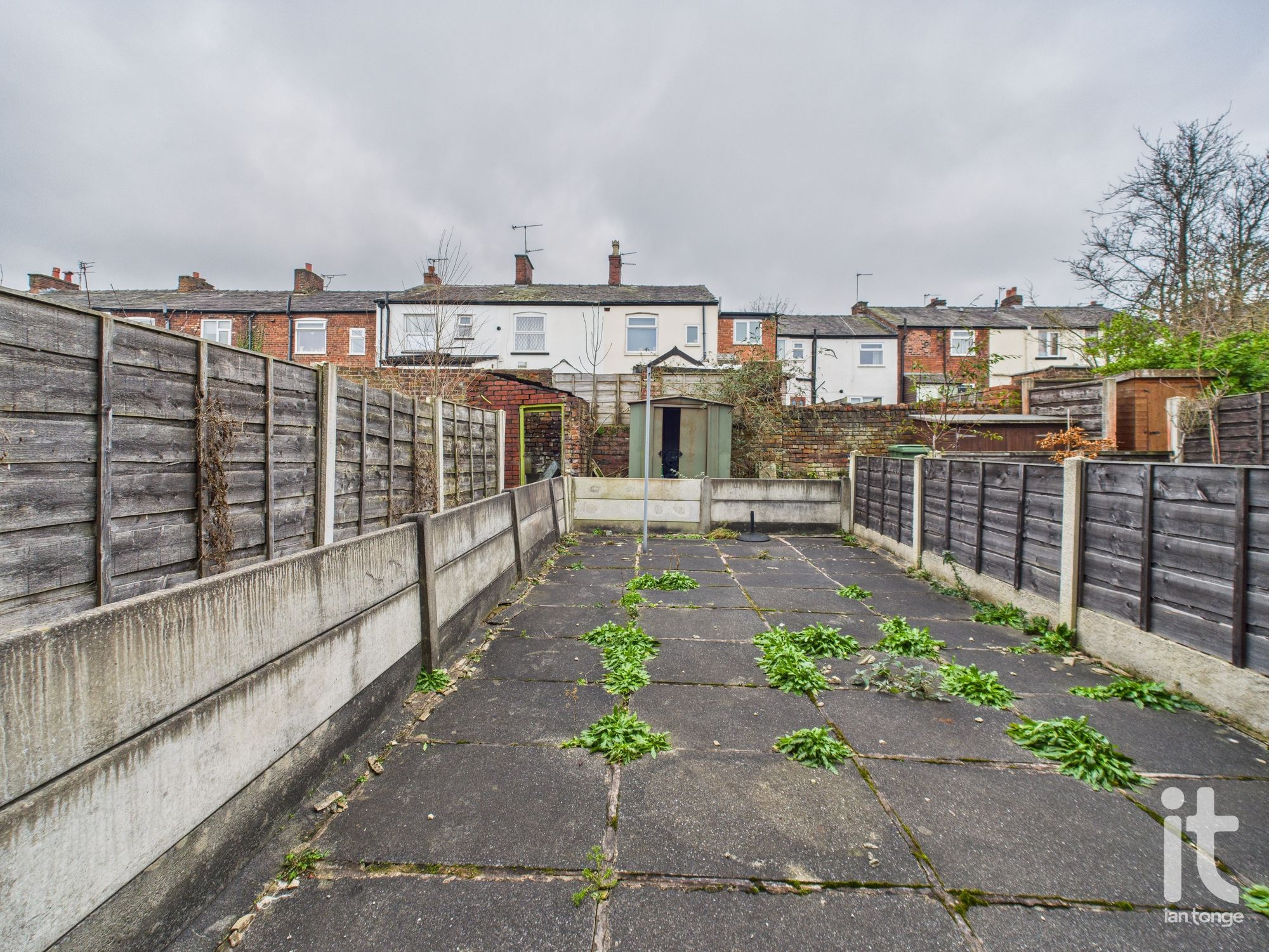 2 bedroom mid terraced house Under Offer in Stockport - Photograph 5.