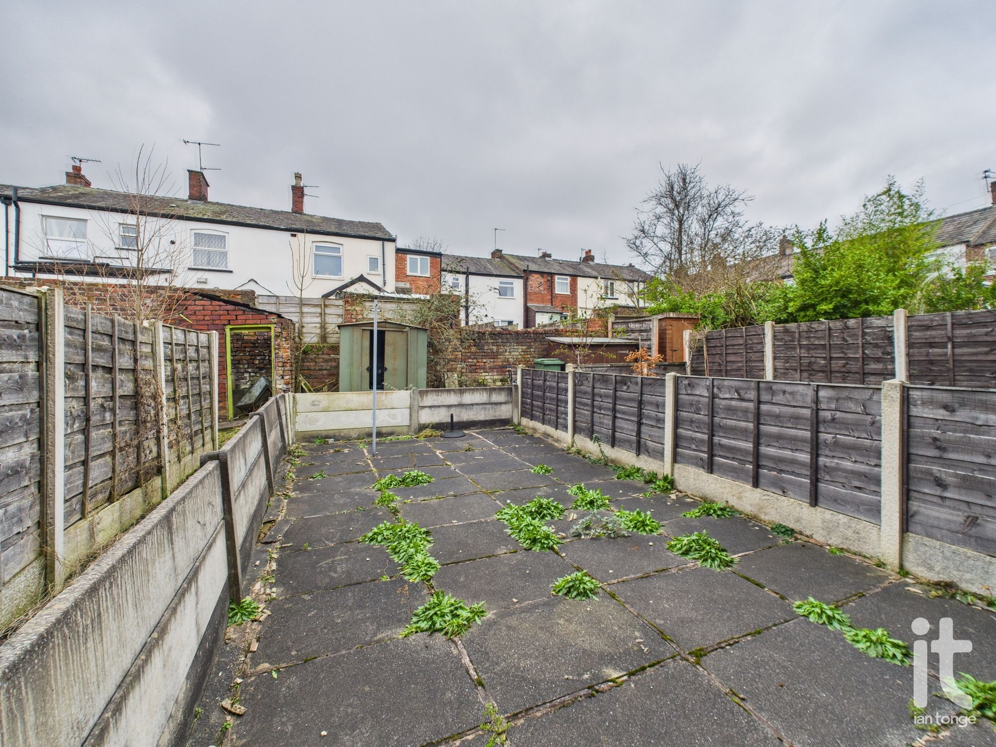 2 bedroom mid terraced house Under Offer in Stockport - Photograph 18.