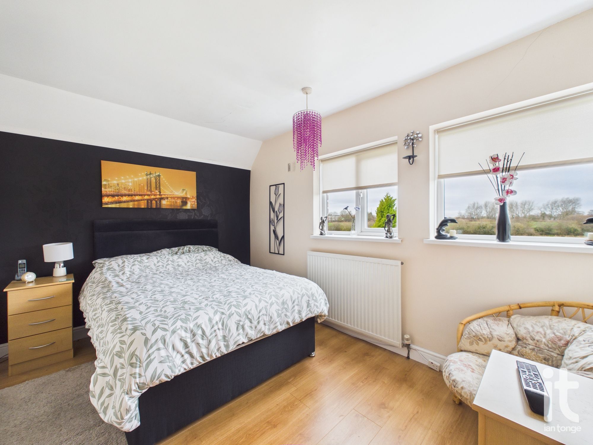 3 bedroom semi-detached house Under Offer in Stockport - Photograph 18.