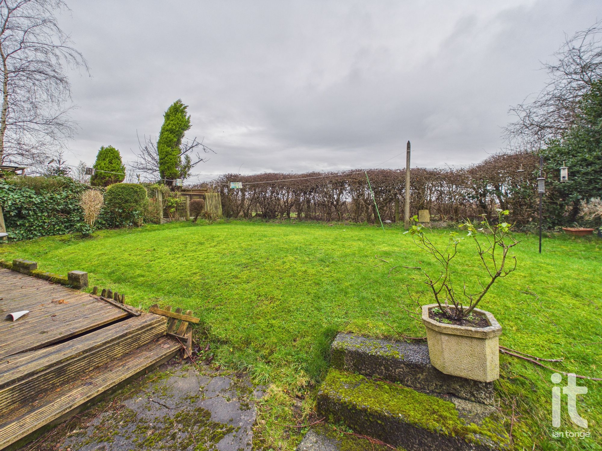 3 bedroom semi-detached house Under Offer in Stockport - Photograph 24.