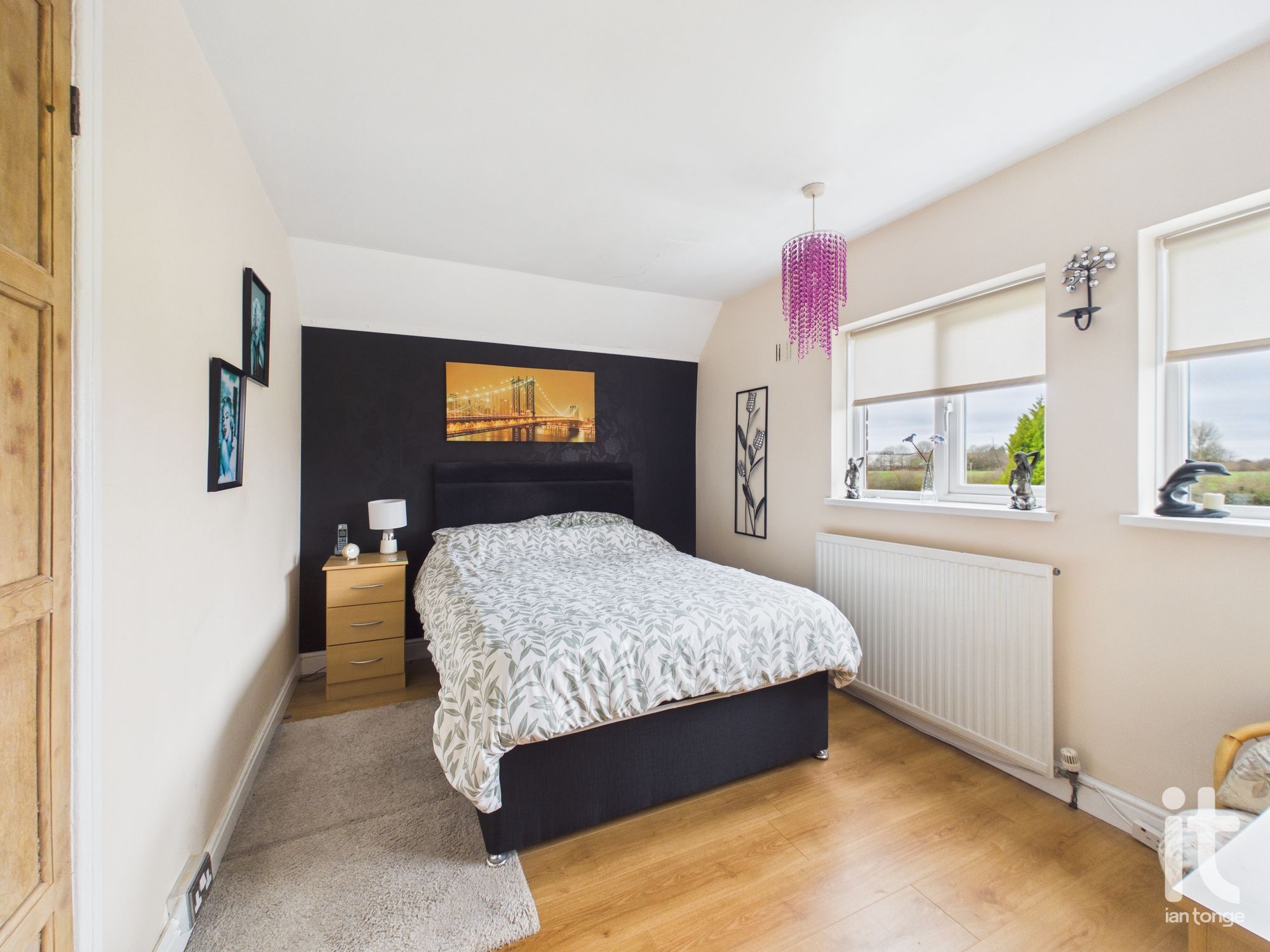 3 bedroom semi-detached house Under Offer in Stockport - Photograph 19.