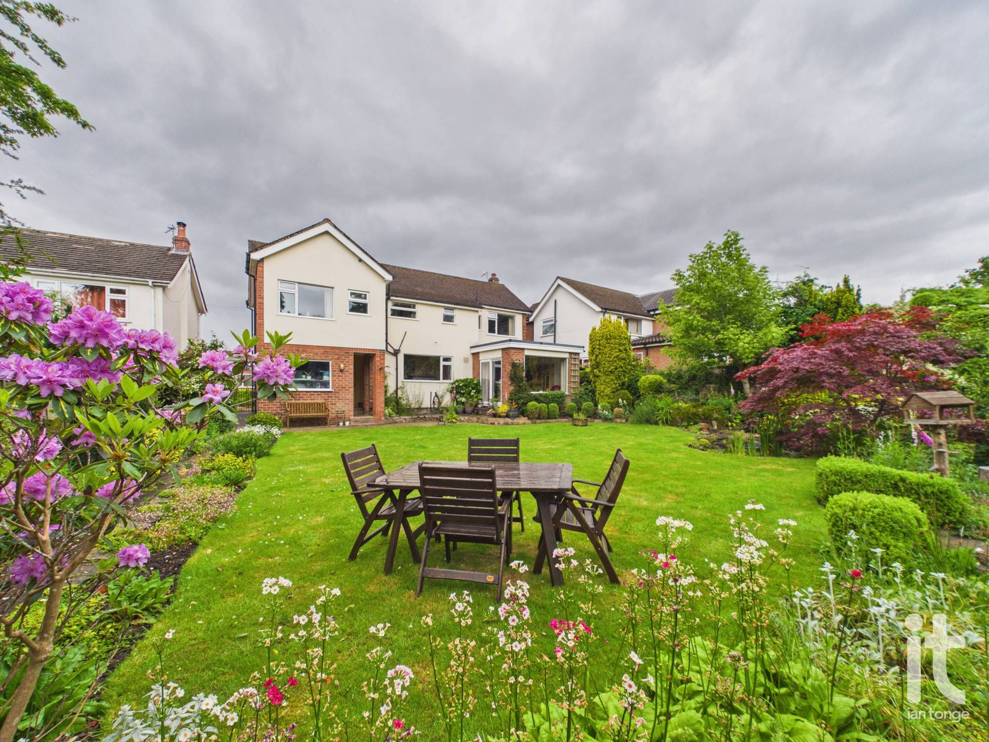 4 bedroom detached house For Sale in Stockport - Photograph 3.
