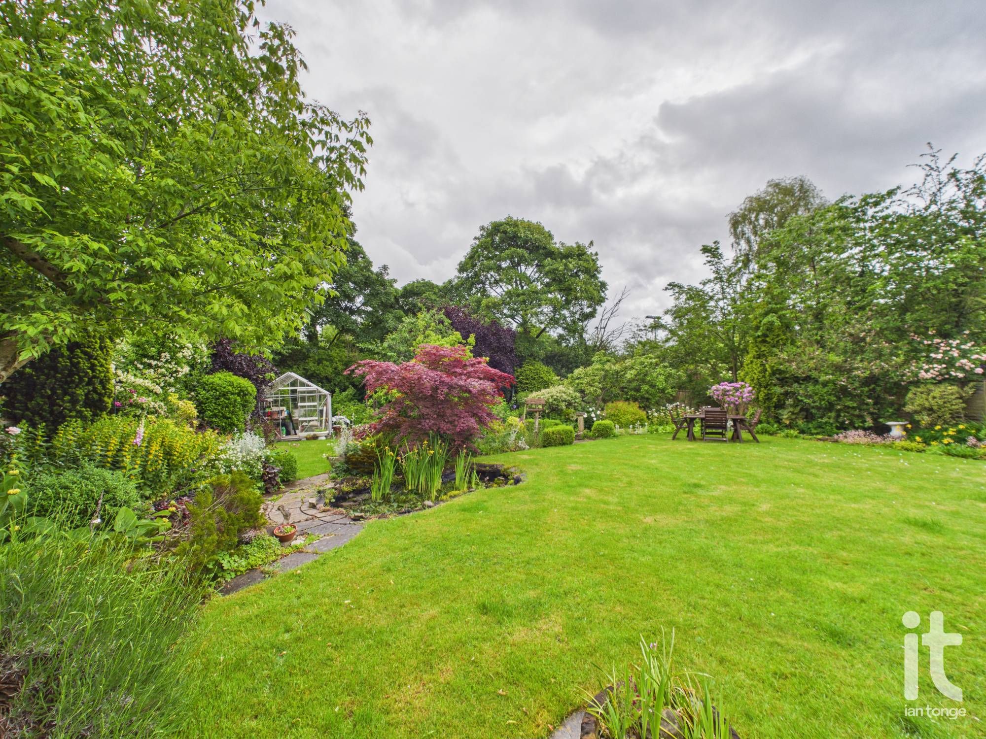4 bedroom detached house For Sale in Stockport - Photograph 22.