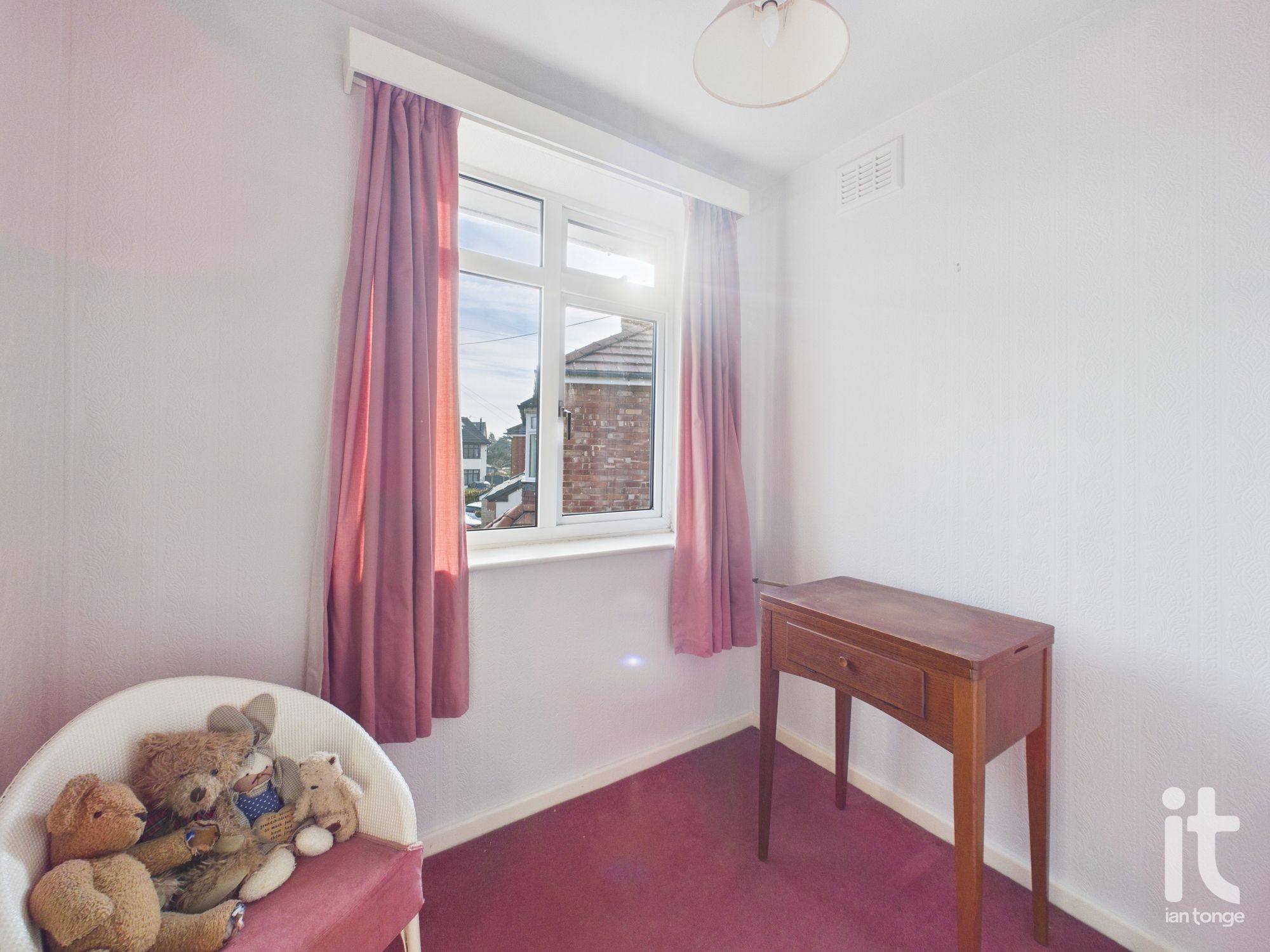 3 bedroom semi-detached house Under Offer in Stockport - Photograph 15.