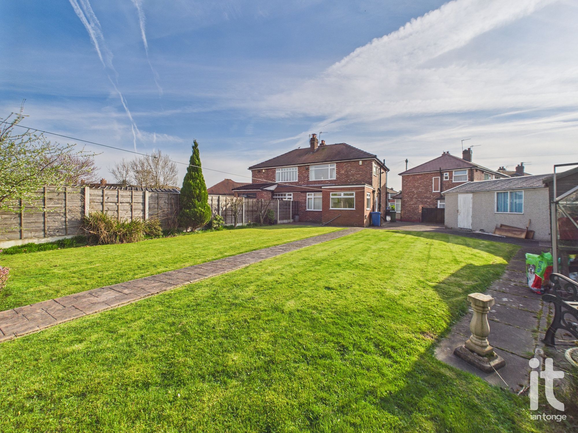 3 bedroom semi-detached house Under Offer in Stockport - Photograph 18.