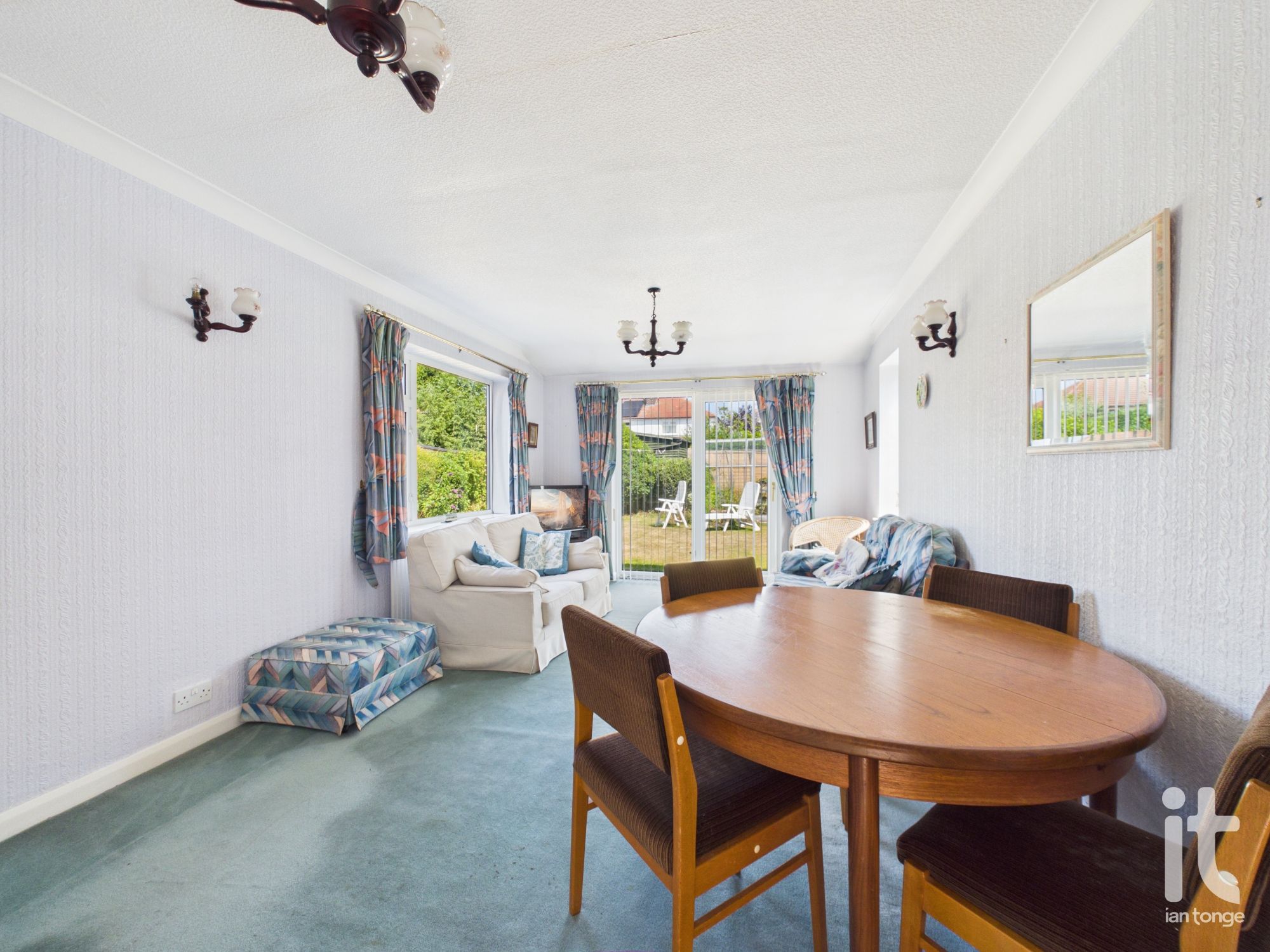 3 bedroom link detached house For Sale in Stockport - Photograph 9.