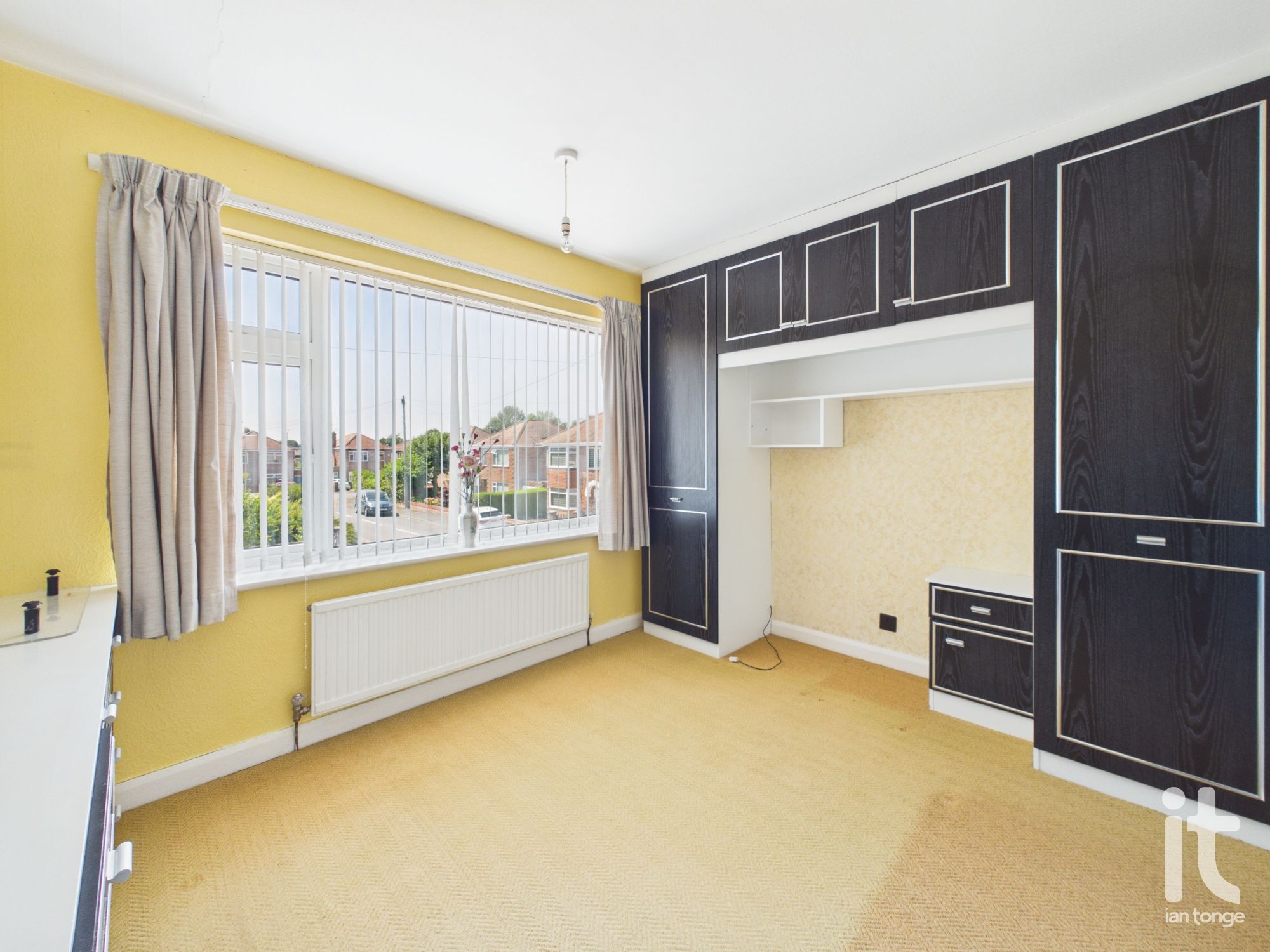 3 bedroom link detached house For Sale in Stockport - Photograph 13.