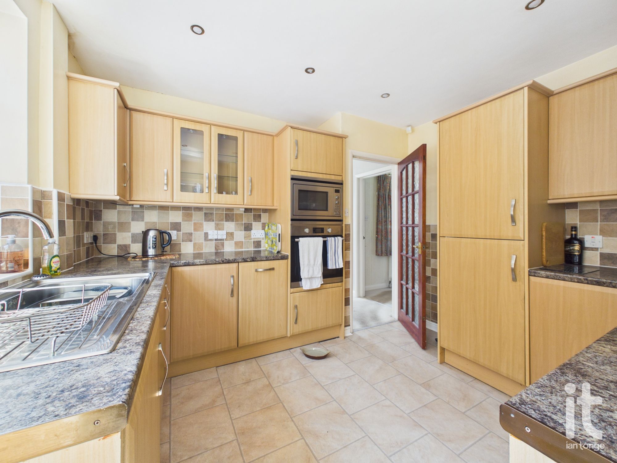 3 bedroom link detached house For Sale in Stockport - Photograph 8.