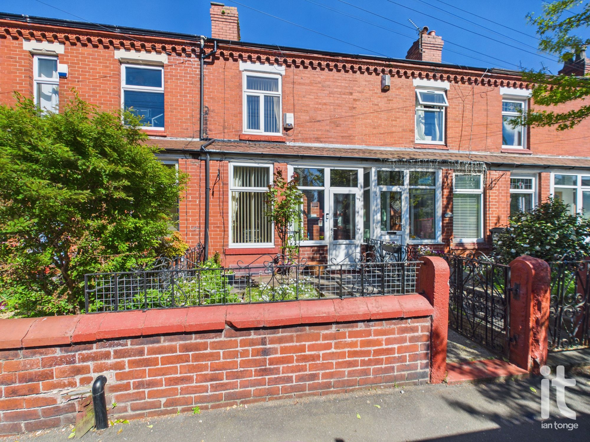2 bedroom mid terraced house For Sale in Stockport - Photograph 1.