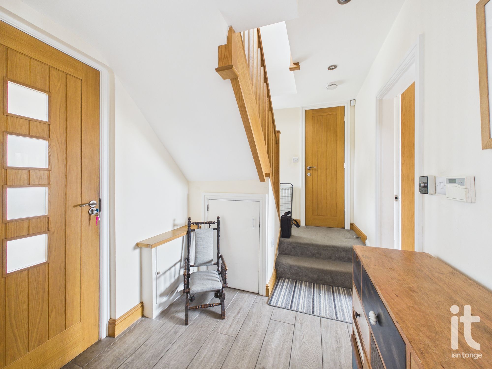 6 bedroom semi-detached house Under Offer in Stockport - Photograph 7.