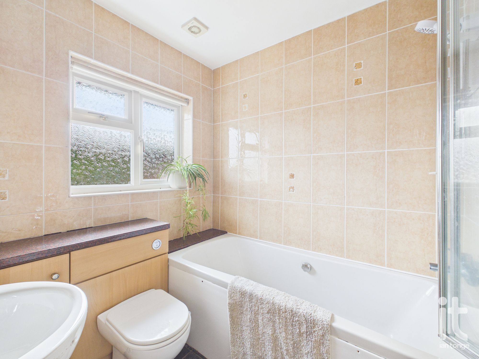 6 bedroom semi-detached house Under Offer in Stockport - Photograph 24.