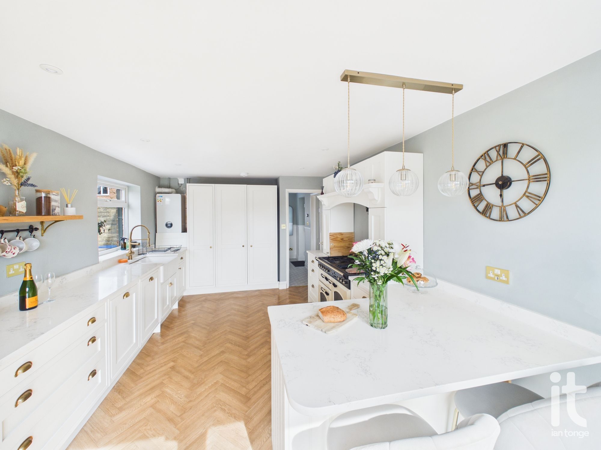 3 bedroom link detached house Under Offer in Stockport - Photograph 12.