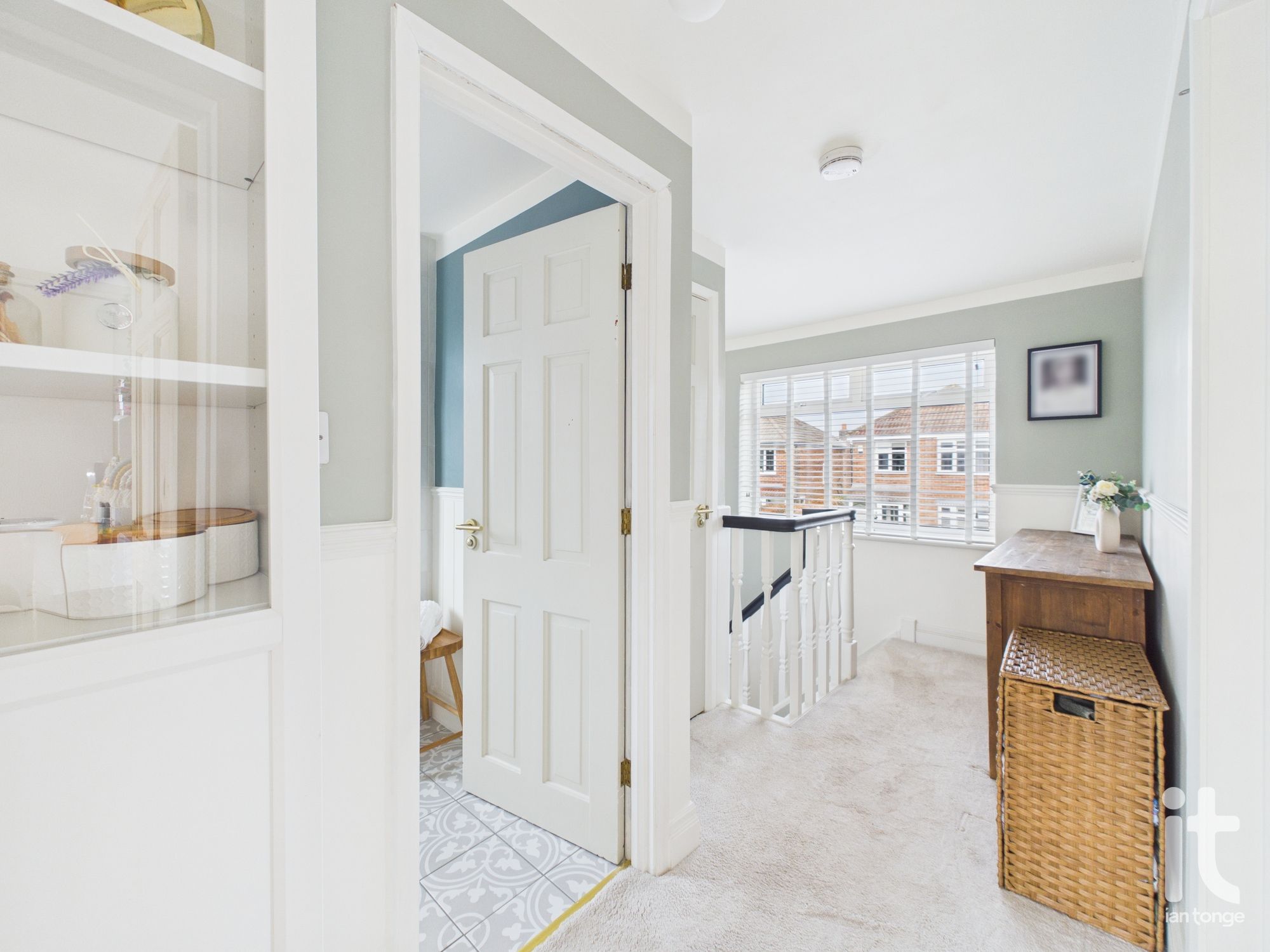 3 bedroom link detached house Under Offer in Stockport - Photograph 20.