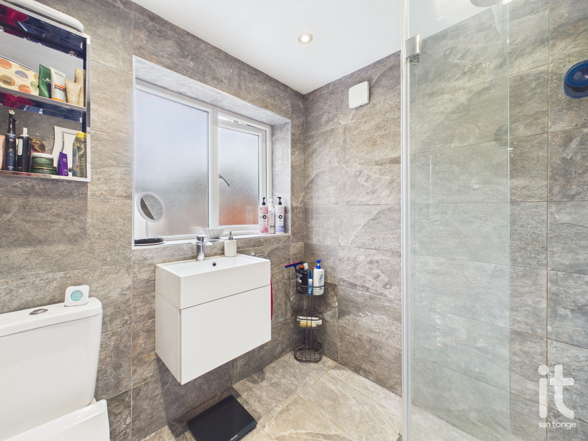 3 bedroom semi-detached house For Sale in Stockport - Photograph 16.