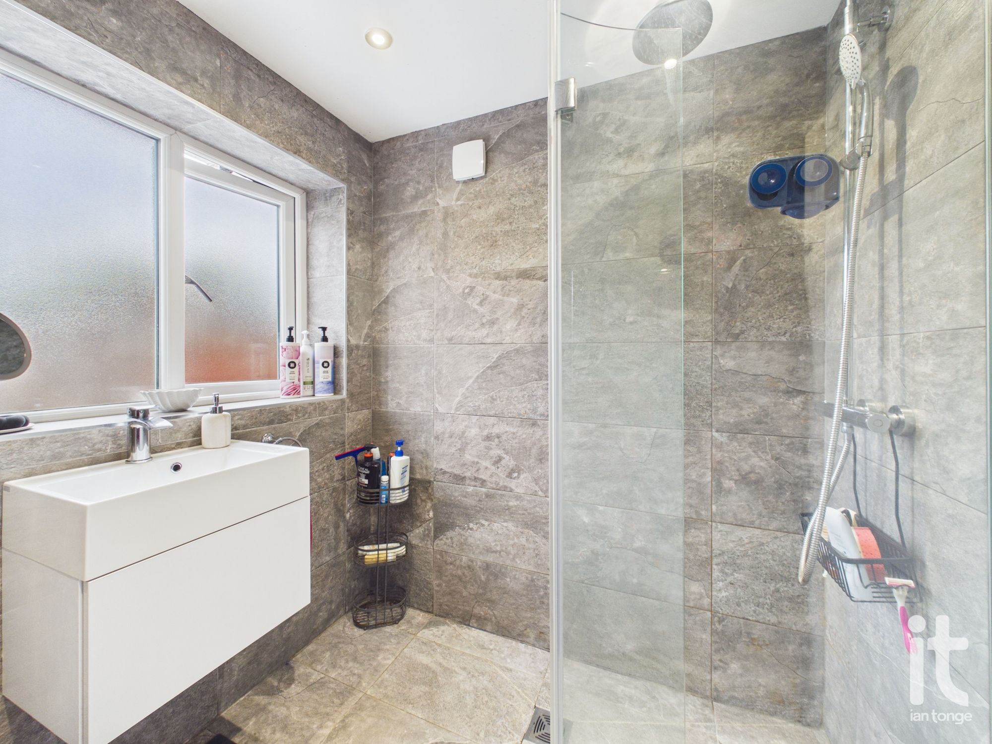 3 bedroom semi-detached house For Sale in Stockport - Photograph 17.