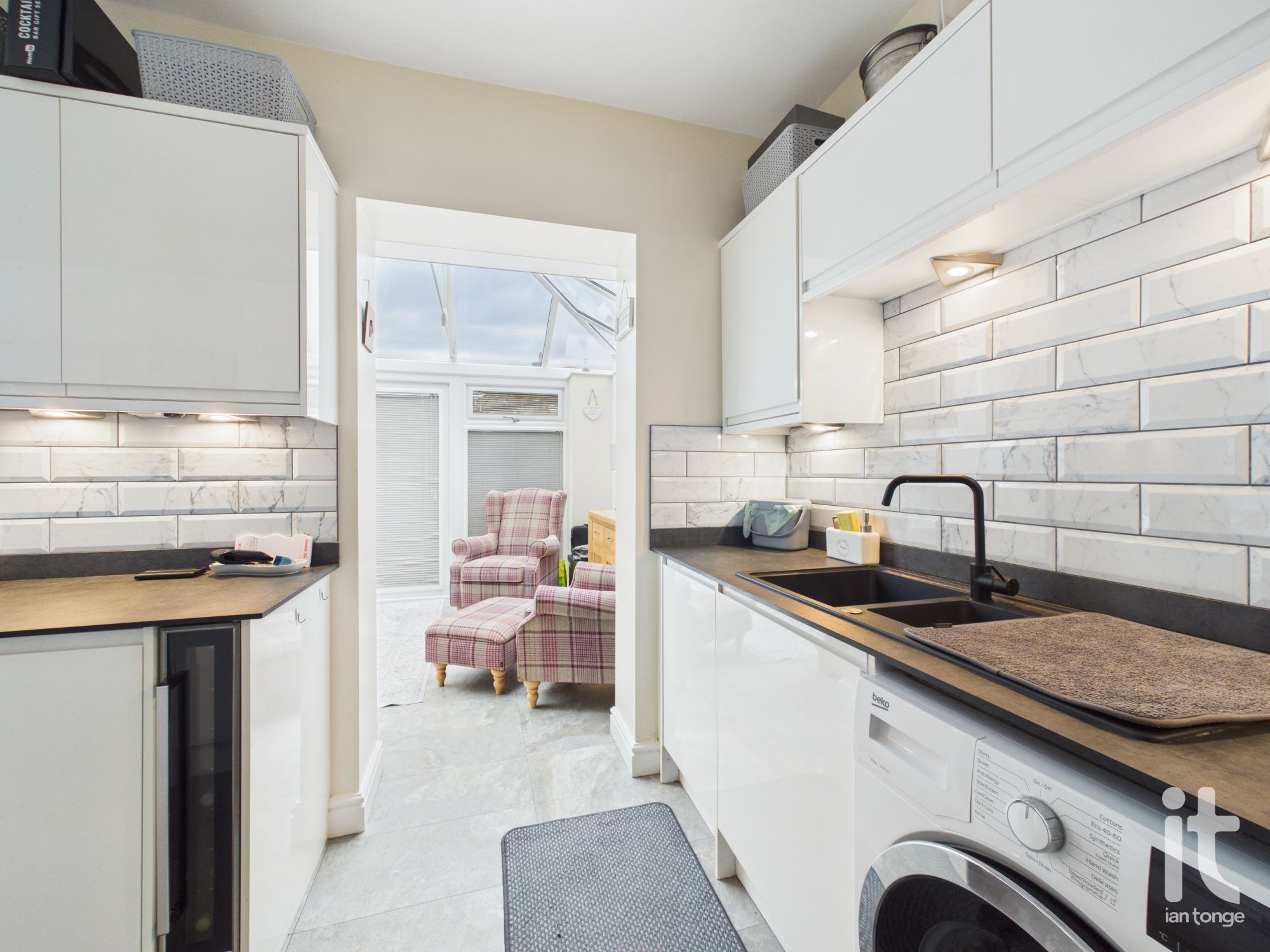 3 bedroom semi-detached house For Sale in Stockport - Photograph 5.