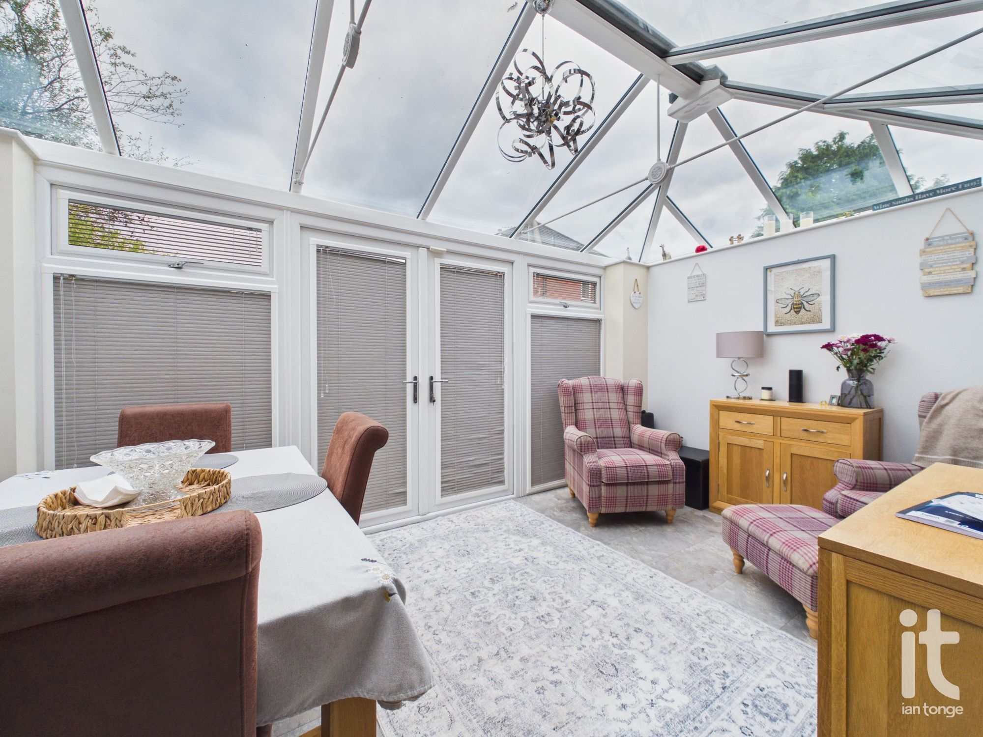 3 bedroom semi-detached house For Sale in Stockport - Photograph 11.