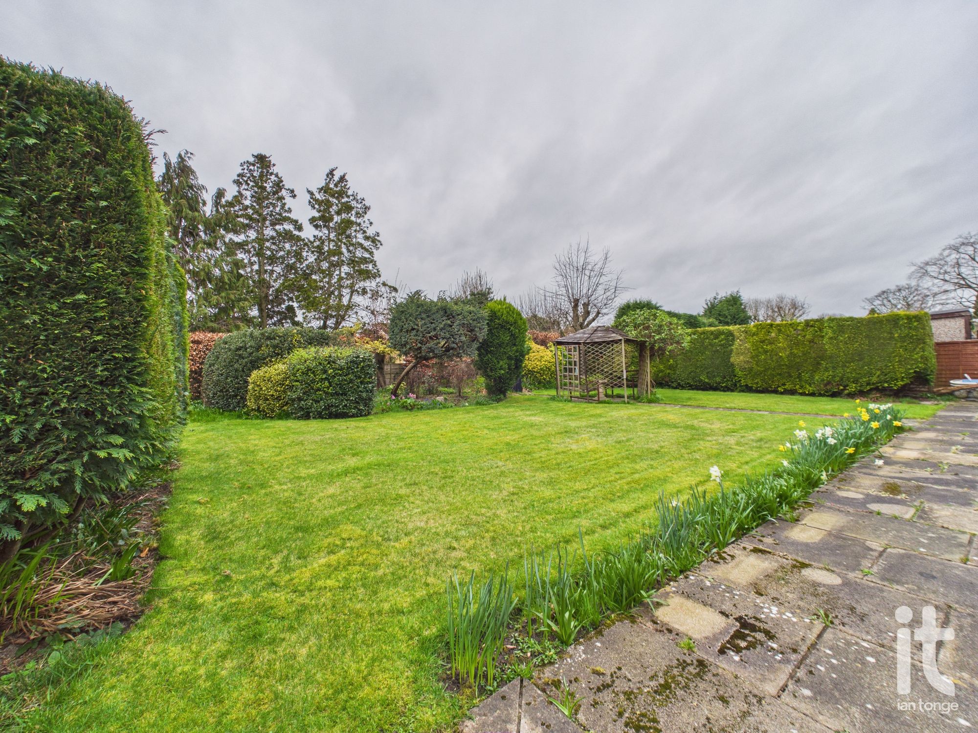 4 bedroom detached house Under Offer in Stockport - Photograph 19.