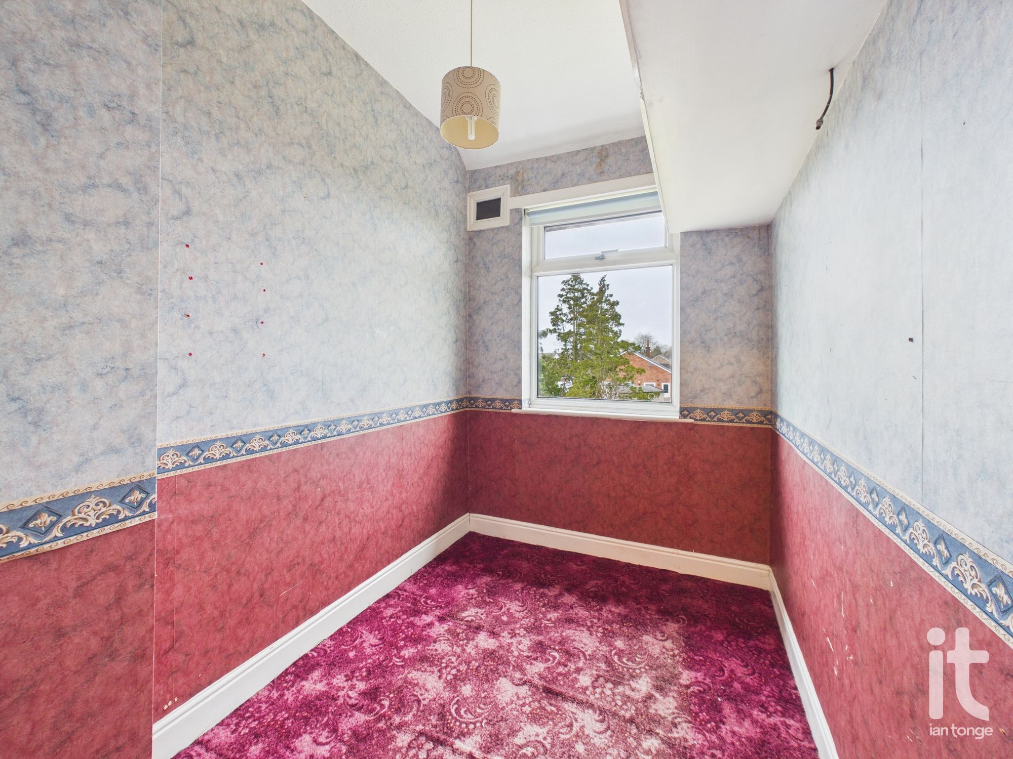 4 bedroom detached house Under Offer in Stockport - Photograph 16.