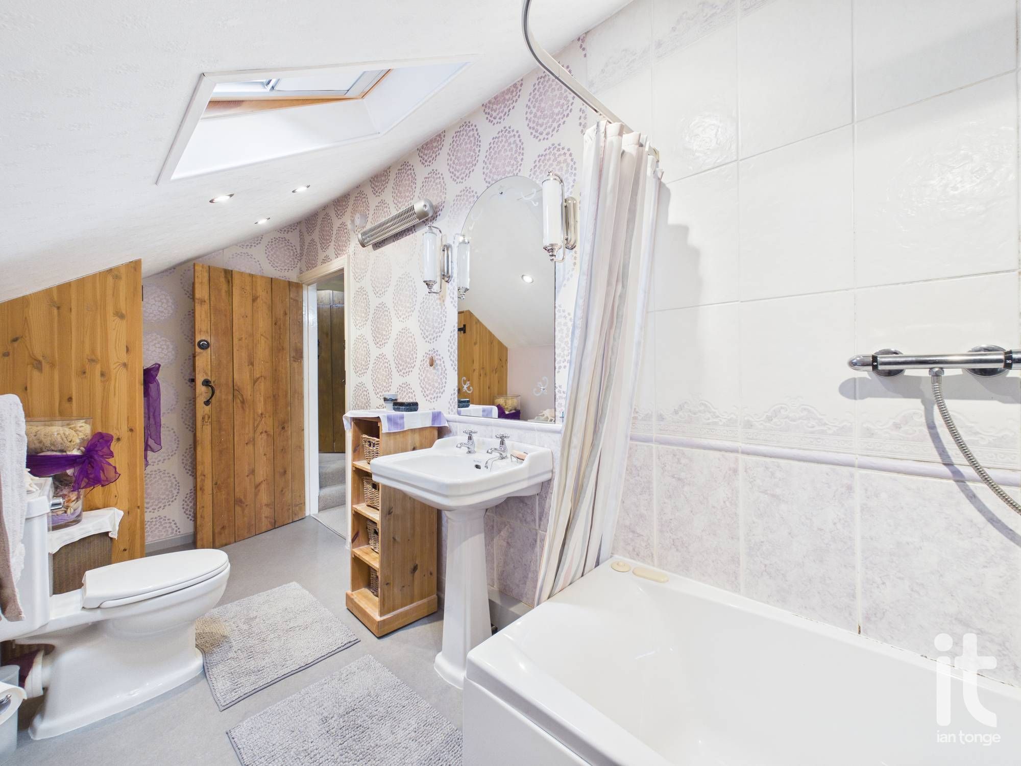 3 bedroom mid terraced house For Sale in Stockport - Photograph 11.
