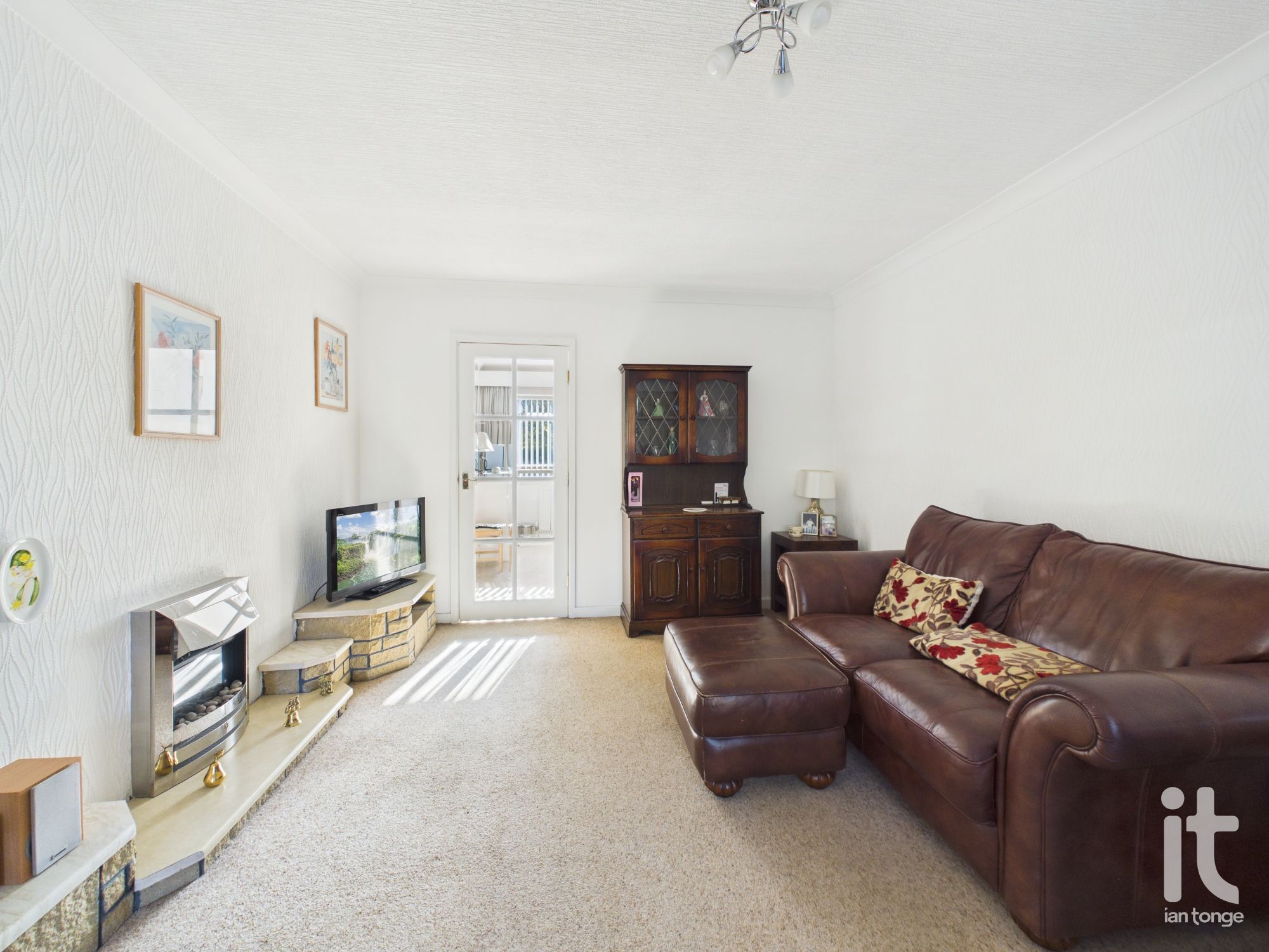 3 bedroom link detached house Under Offer in Stockport - Photograph 9.