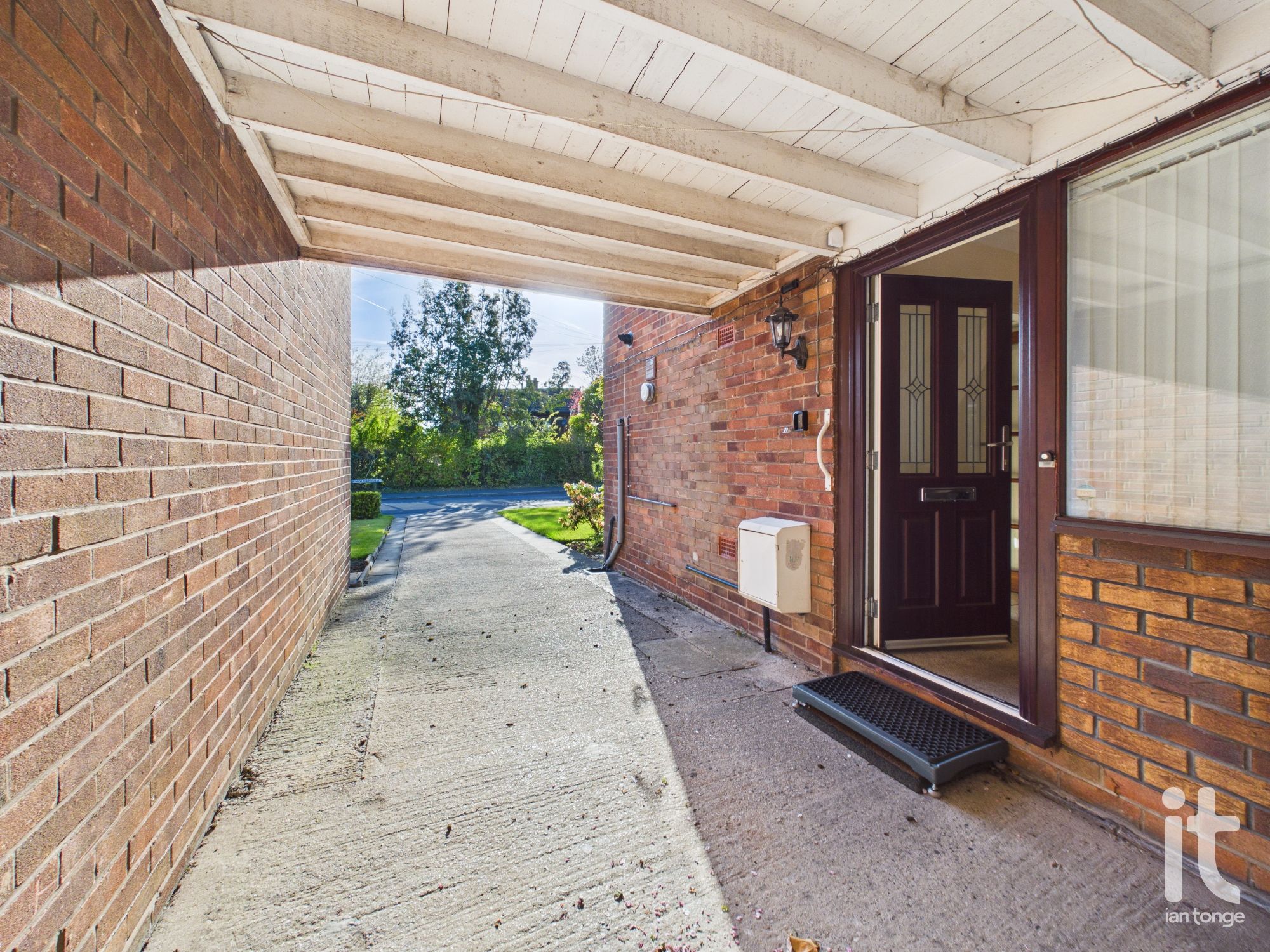 3 bedroom link detached house Under Offer in Stockport - Photograph 17.