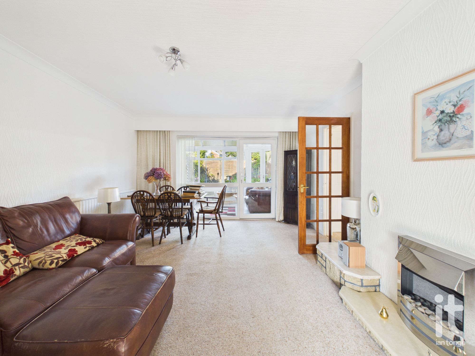 3 bedroom link detached house Under Offer in Stockport - Photograph 8.