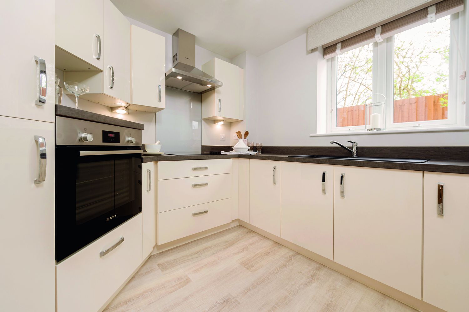 2 bedroom apartment flat/apartment To Let in Stockport - Kitchen.