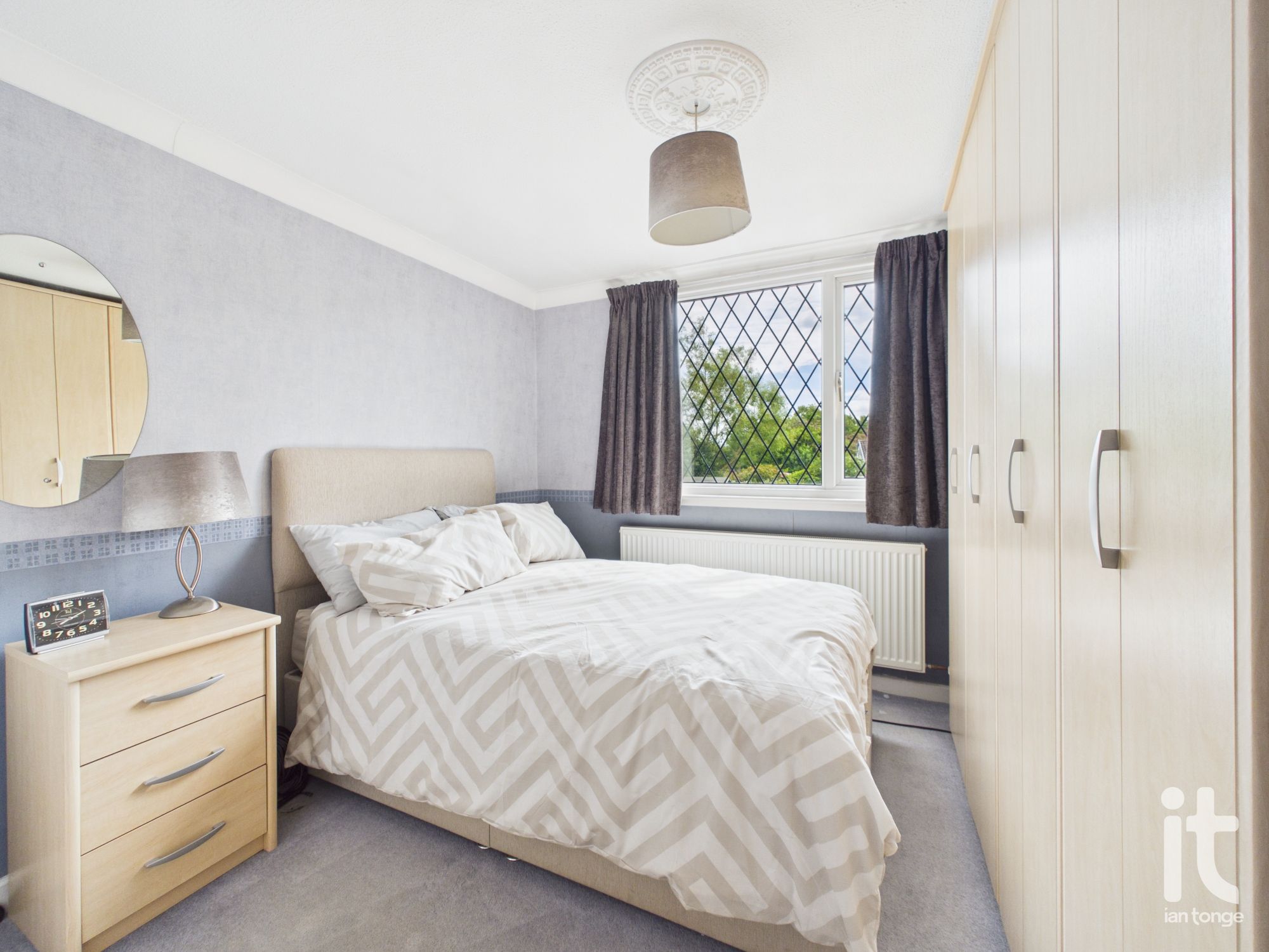 4 bedroom semi-detached house For Sale in Stockport - Photograph 19.