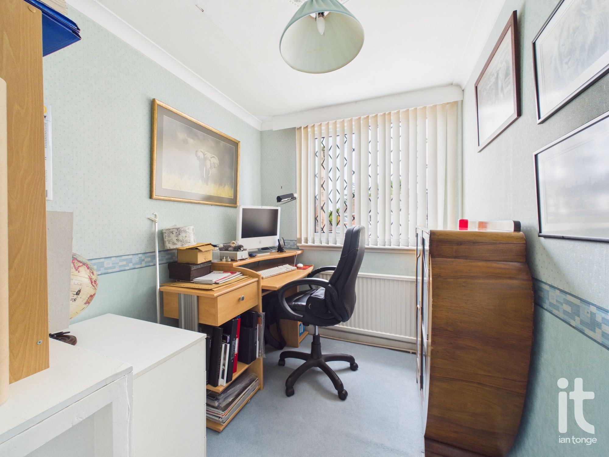 4 bedroom semi-detached house For Sale in Stockport - Photograph 20.