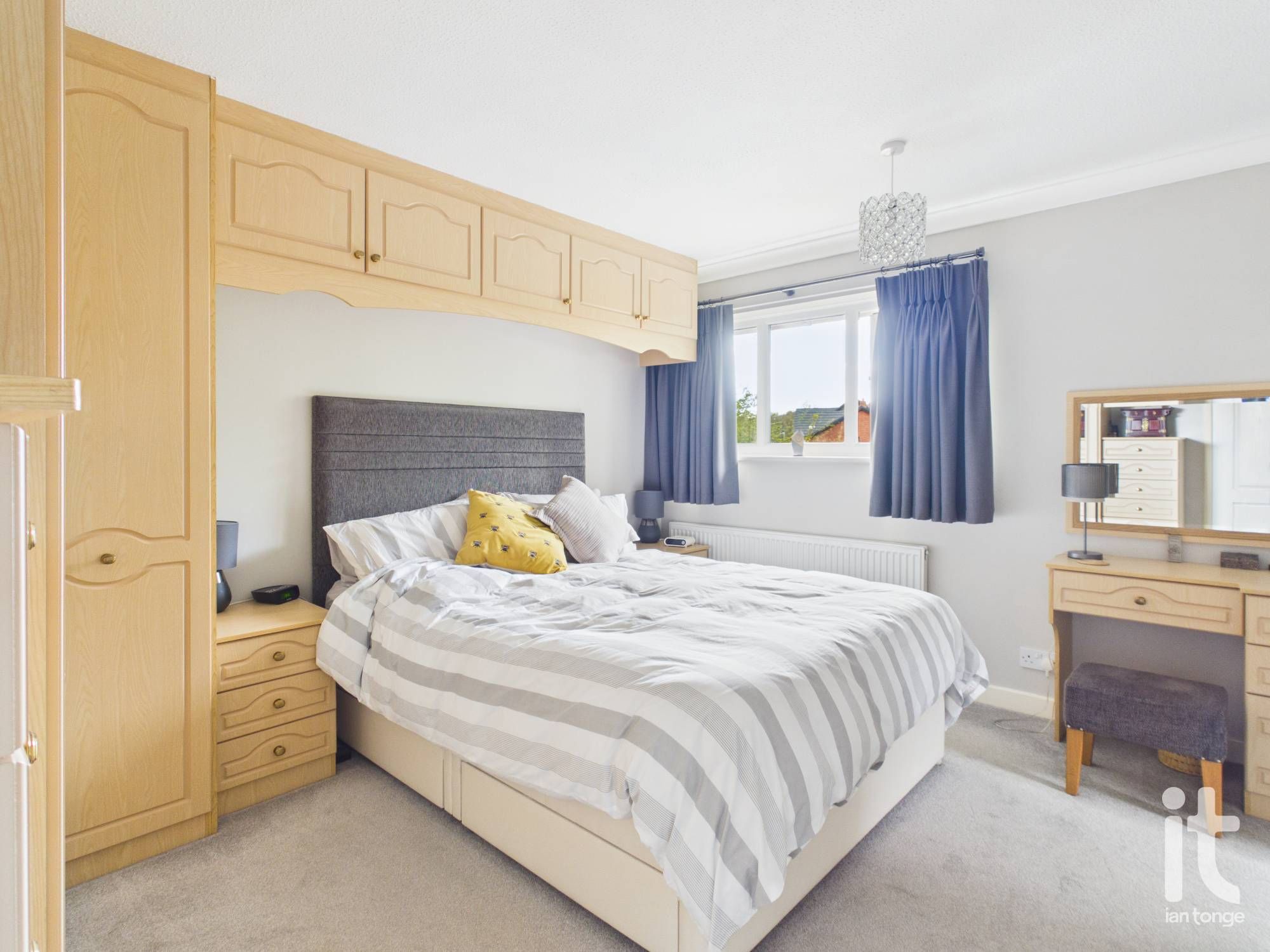 4 bedroom detached house For Sale in Stockport - Photograph 13.