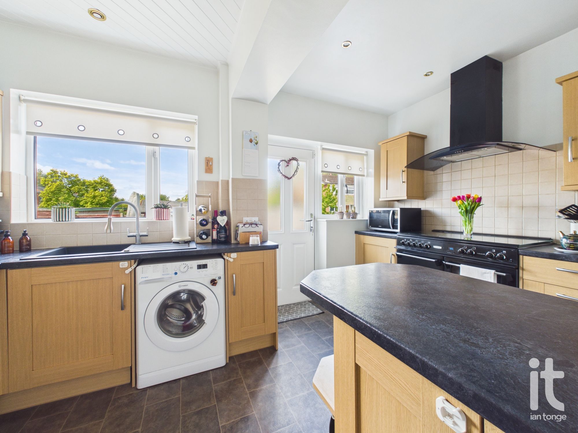 3 bedroom semi-detached house For Sale in Stockport - Photograph 12.