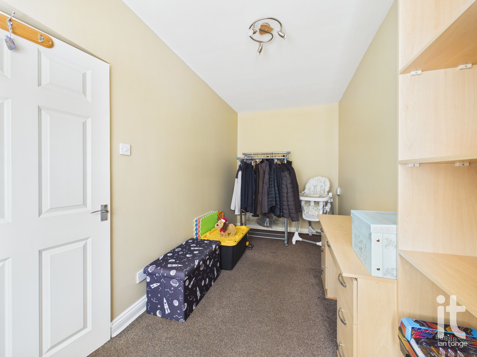 3 bedroom semi-detached house For Sale in Stockport - Photograph 9.