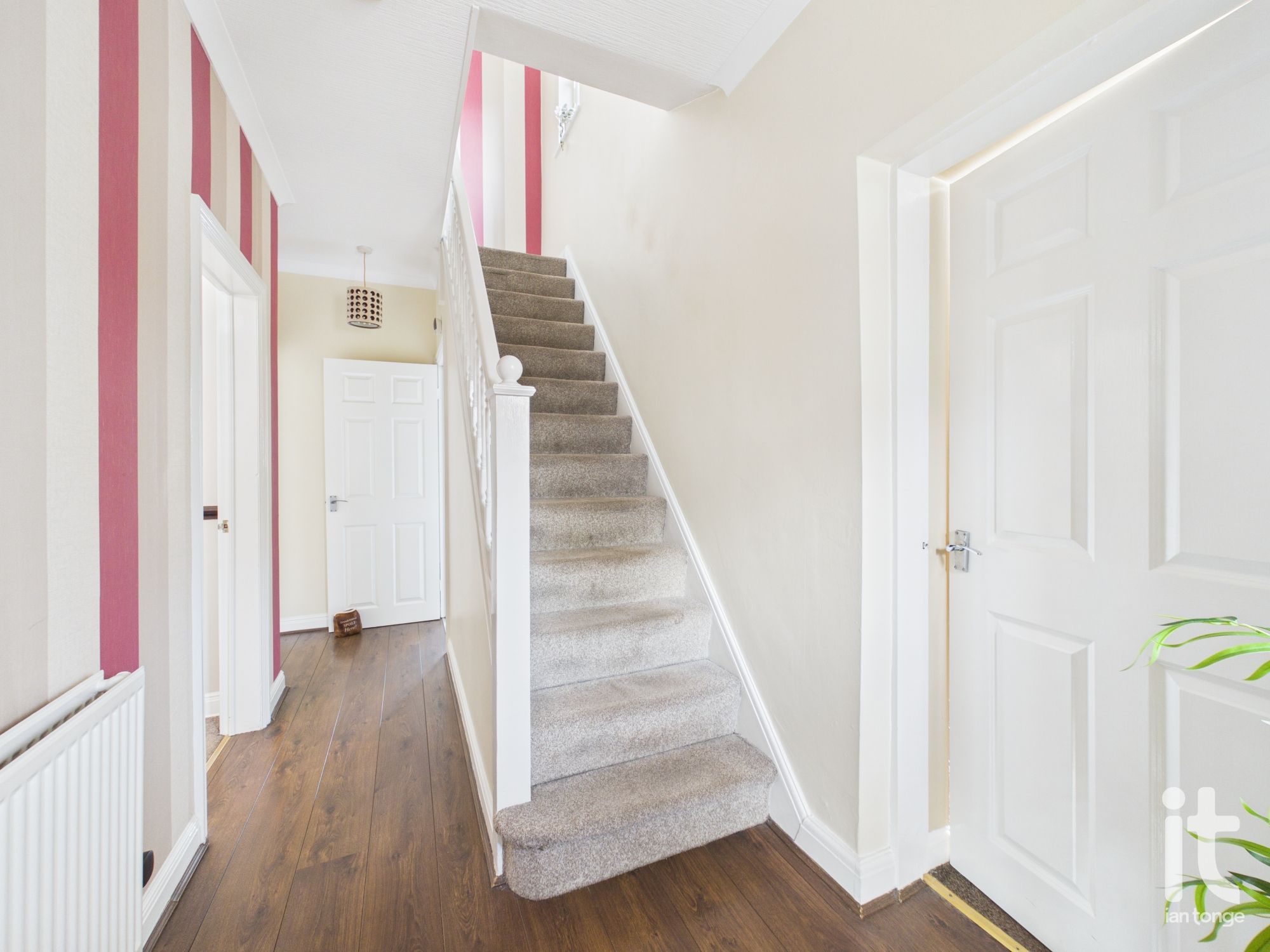3 bedroom semi-detached house For Sale in Stockport - Photograph 7.