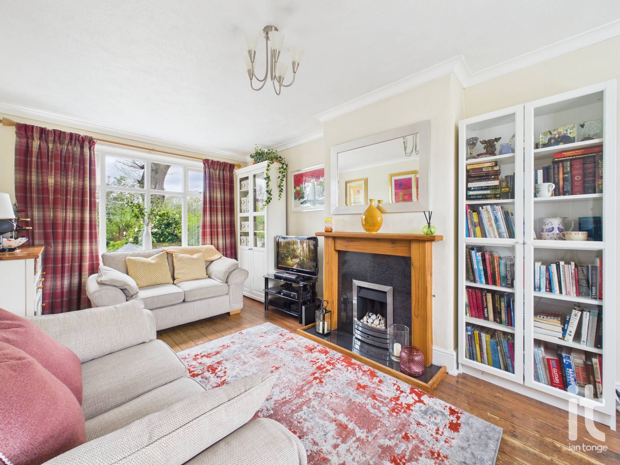3 bedroom semi-detached house For Sale in Stockport - Photograph 2.