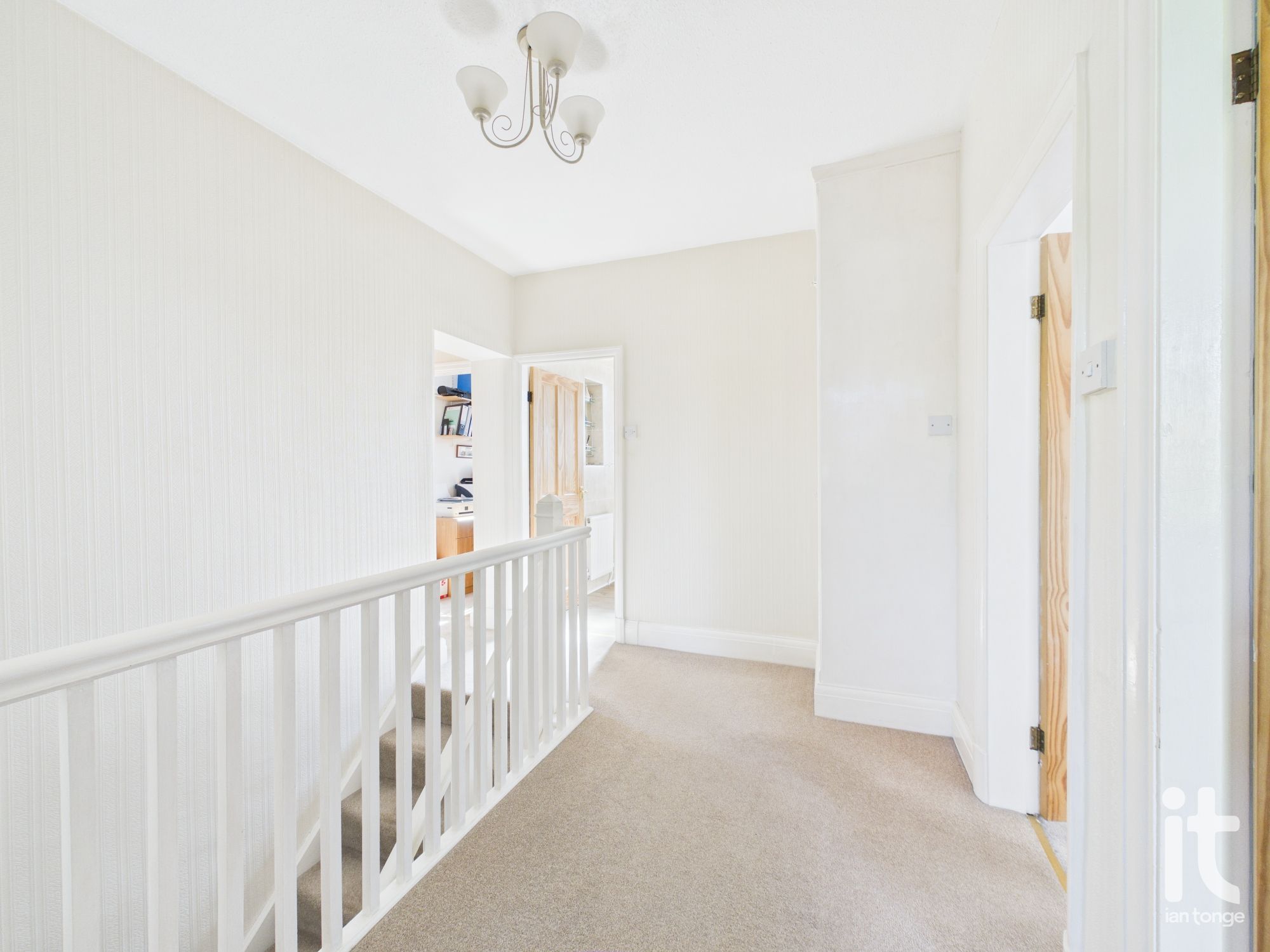 4 bedroom semi-detached house For Sale in Stockport - Photograph 13.