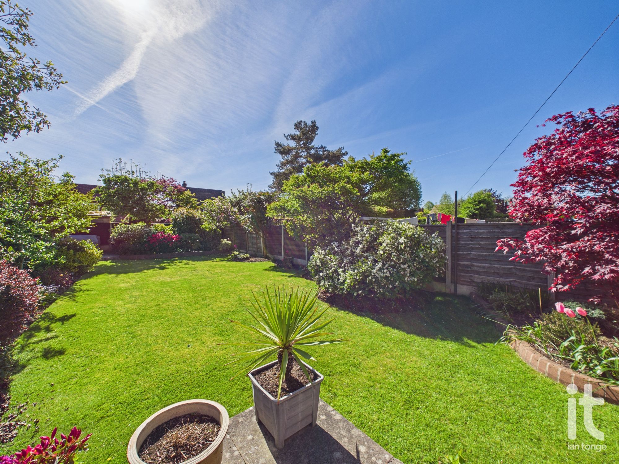 4 bedroom semi-detached house For Sale in Stockport - Property photograph.