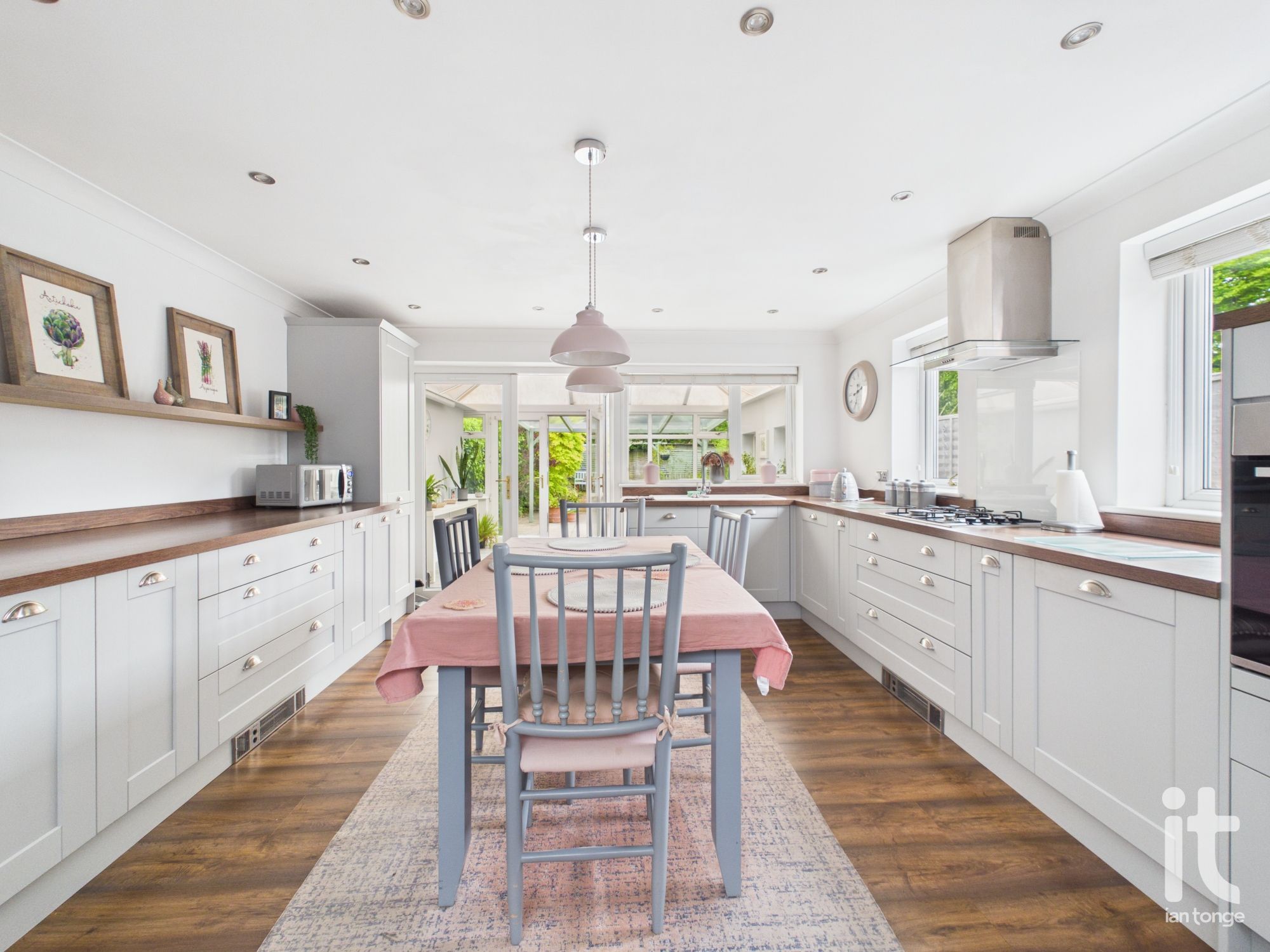 3 bedroom semi-detached house For Sale in Stockport - Photograph 13.