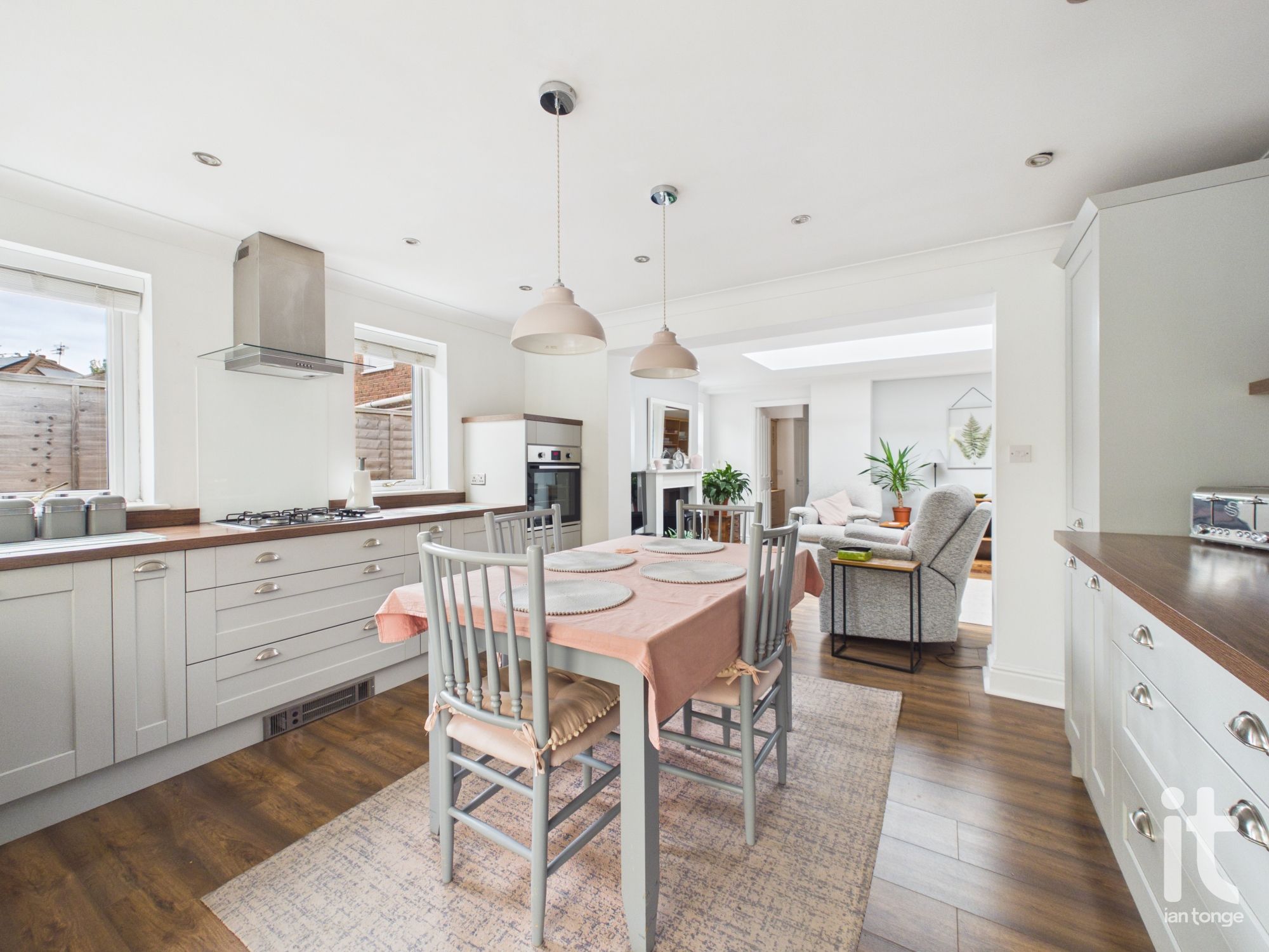 3 bedroom semi-detached house For Sale in Stockport - Photograph 12.
