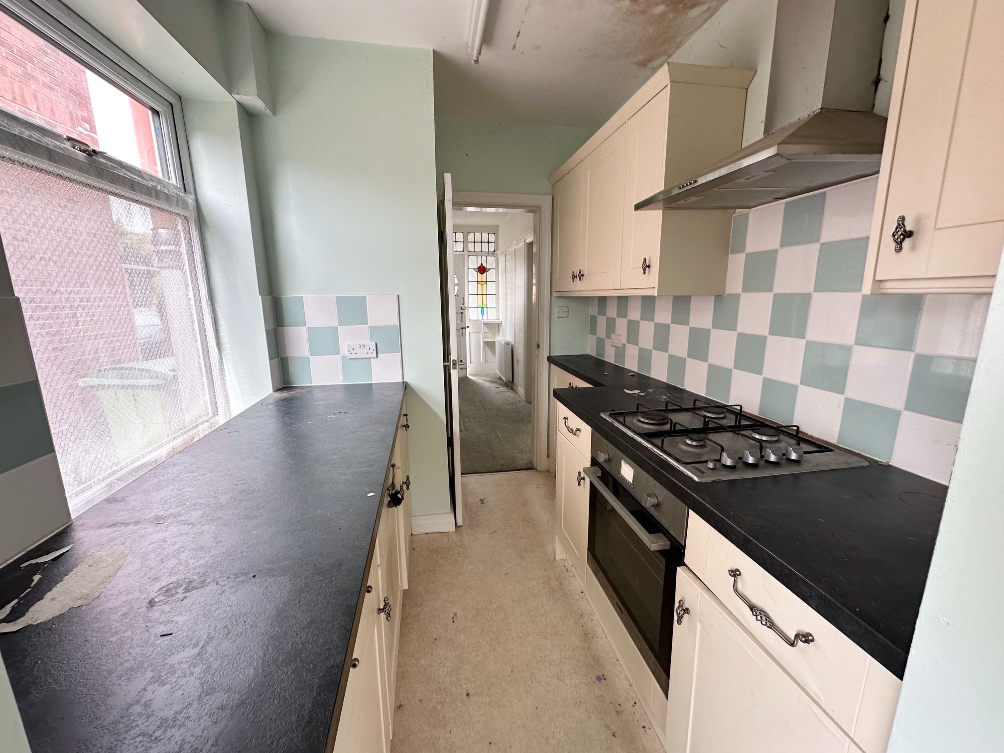 3 bedroom semi-detached house For Sale in Stockport - Photograph 7.