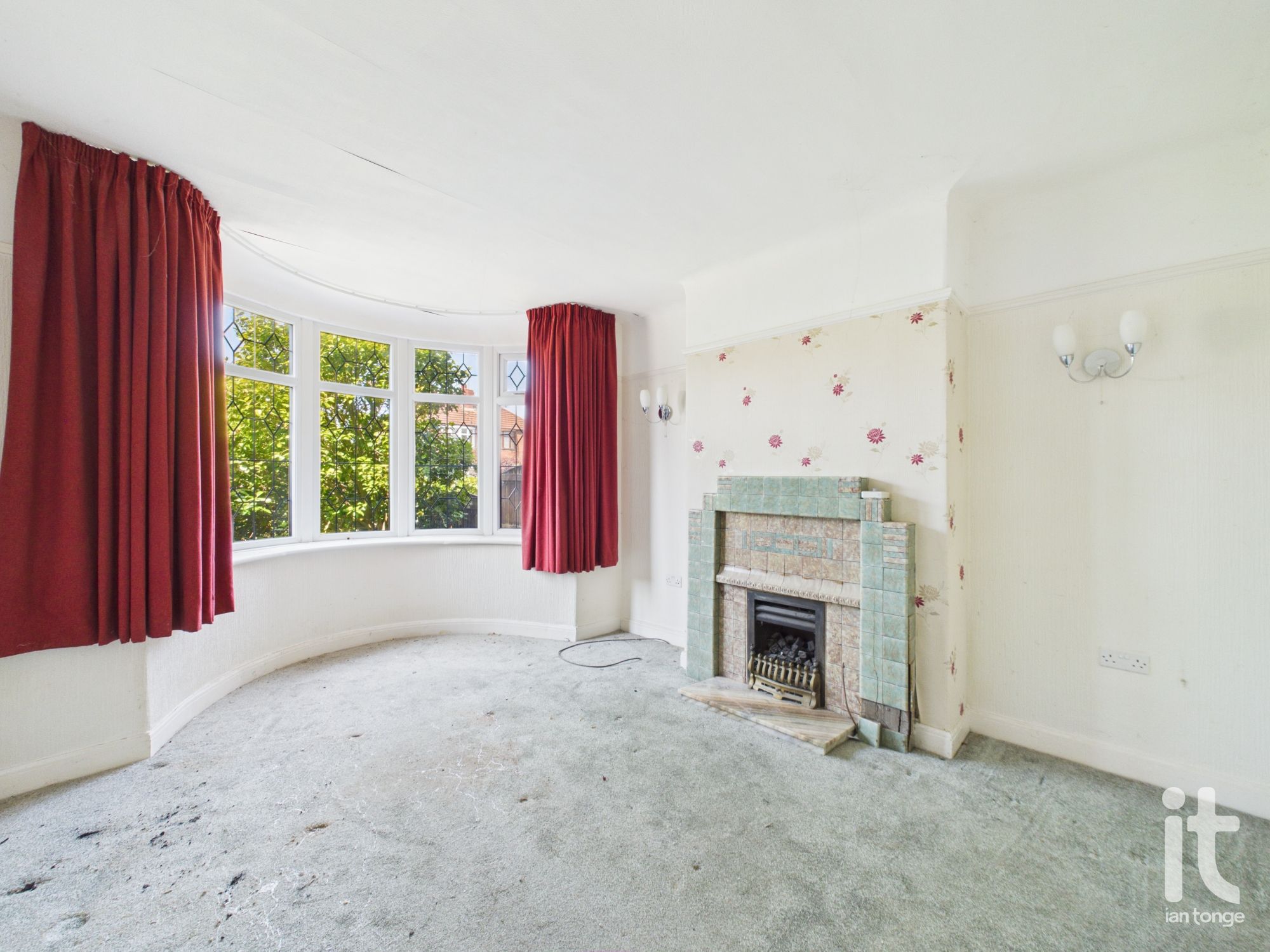 3 bedroom semi-detached house For Sale in Stockport - Photograph 14.