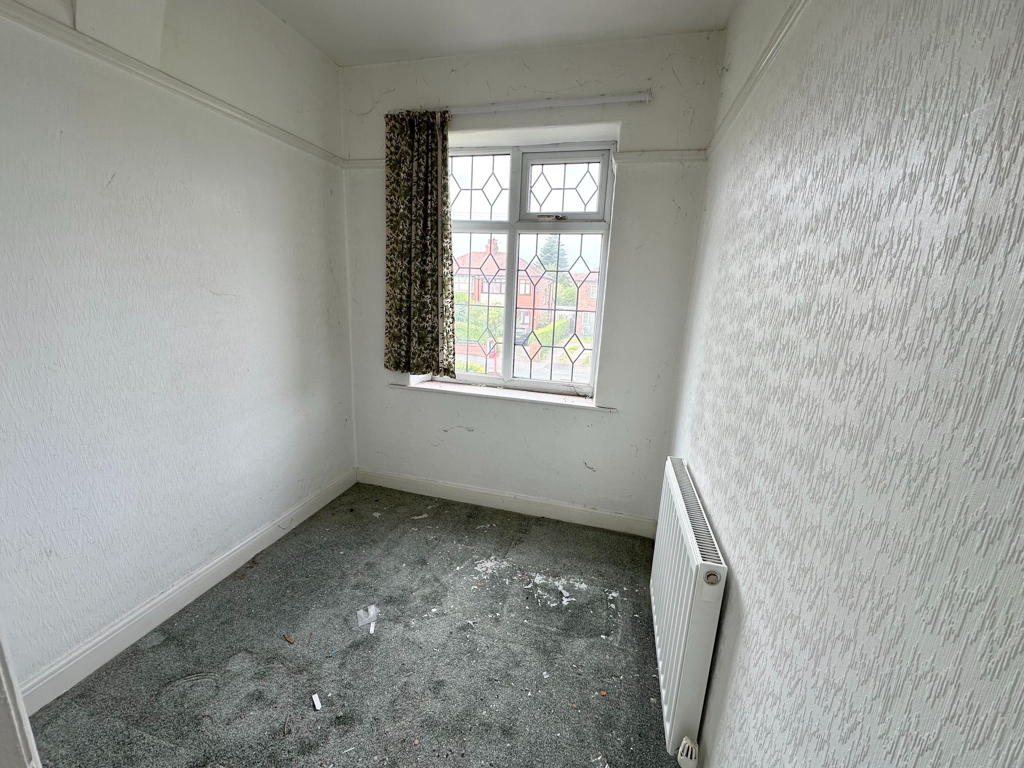 3 bedroom semi-detached house For Sale in Stockport - Photograph 4.