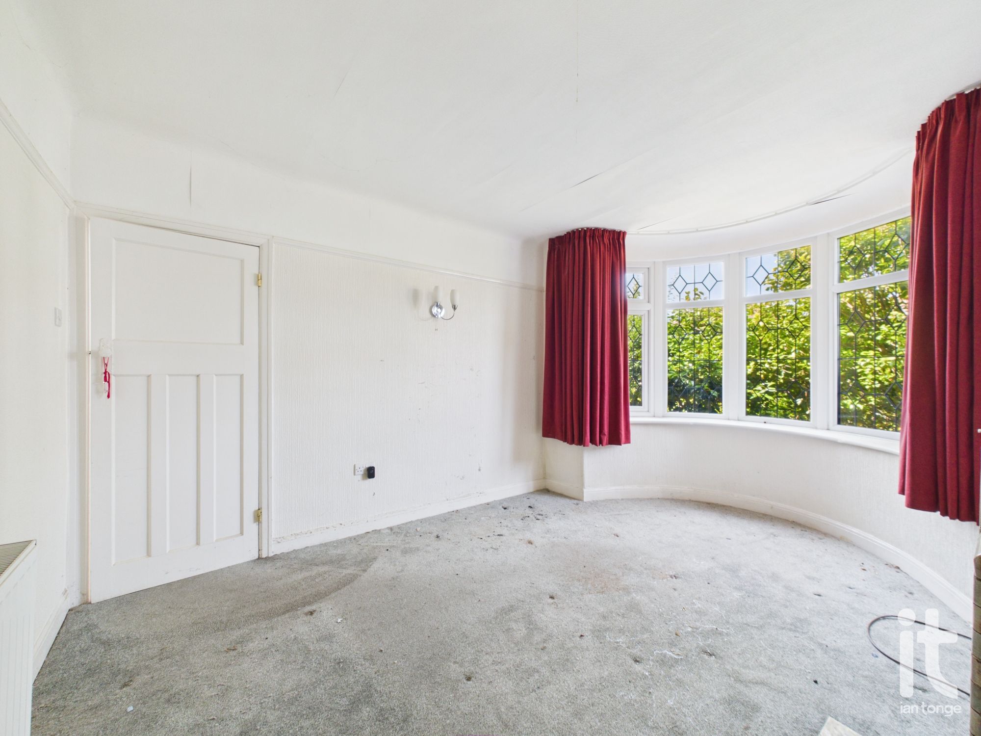 3 bedroom semi-detached house For Sale in Stockport - Photograph 15.
