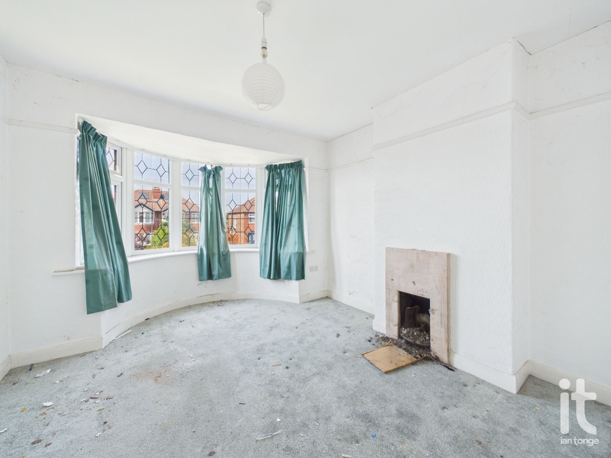 3 bedroom semi-detached house For Sale in Stockport - Photograph 23.