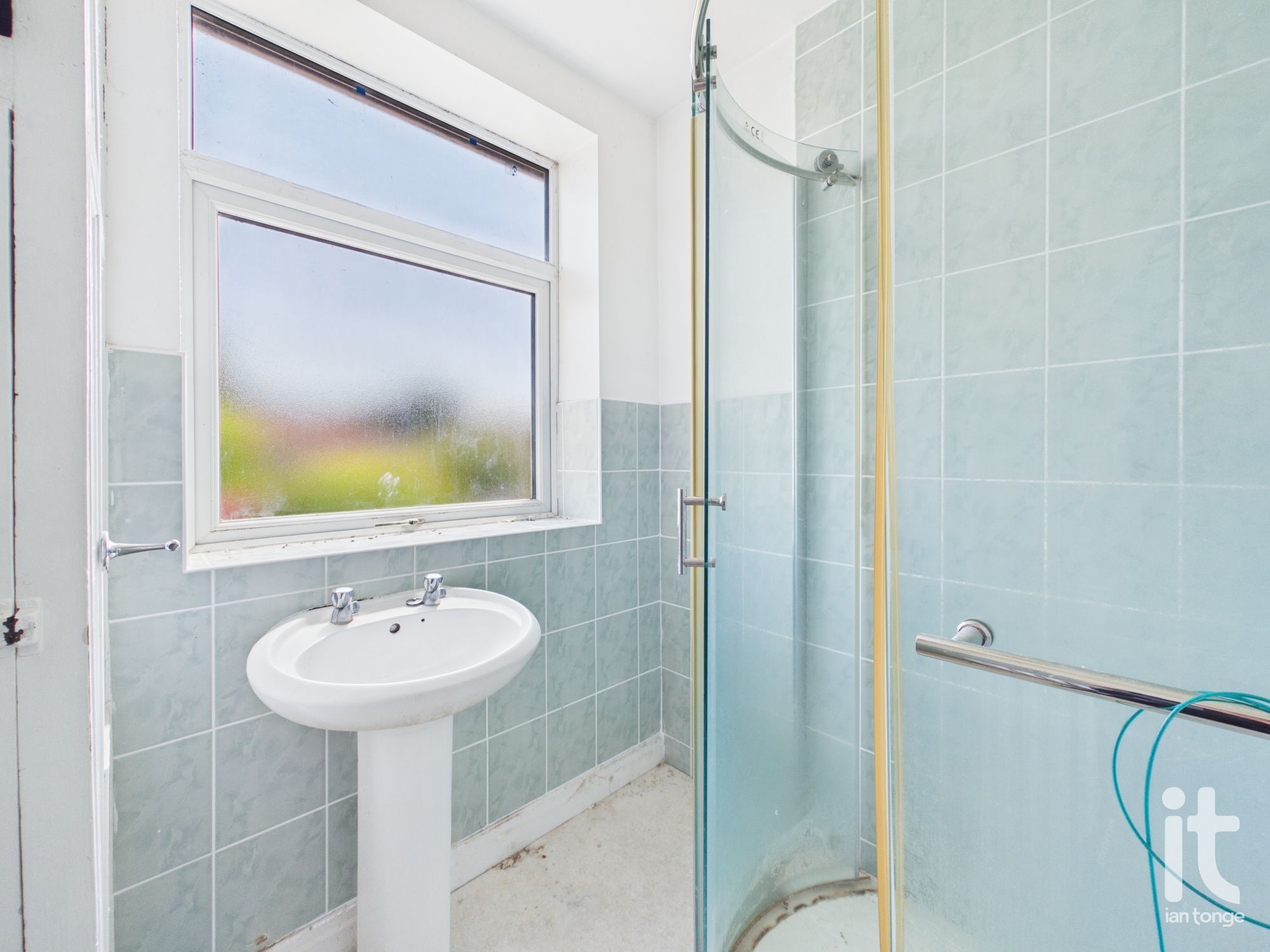 3 bedroom semi-detached house For Sale in Stockport - Photograph 28.