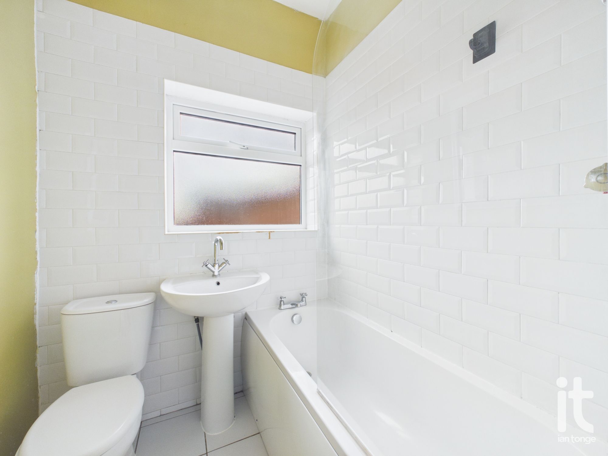 2 bedroom mid terraced house For Sale in Stockport - Photograph 11.